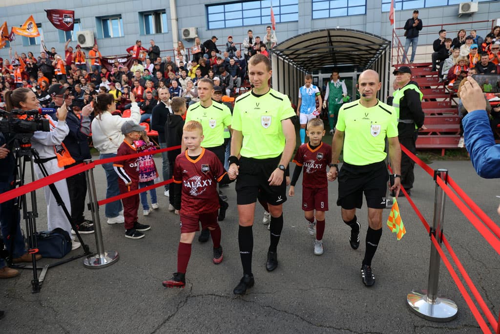 «Темп» 0:1 «Знамя Труда». FONBET Кубок России. 10.09.2025. СМИ: Владимир Мартынов («CX News»), Александр Чёрный («Алтайский спорт»), Виталий Барабаш (Сетевое издание "Толк"), Андрей Каспришин («Алтайская правда») — кадр 711