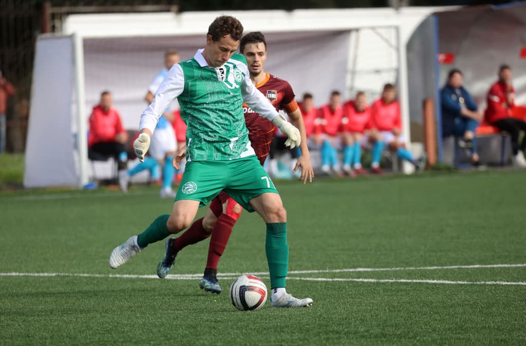 «Темп» 0:1 «Знамя Труда». FONBET Кубок России. 10.09.2025. СМИ: Владимир Мартынов («CX News»), Александр Чёрный («Алтайский спорт»), Виталий Барабаш (Сетевое издание "Толк"), Андрей Каспришин («Алтайская правда») — фото 2