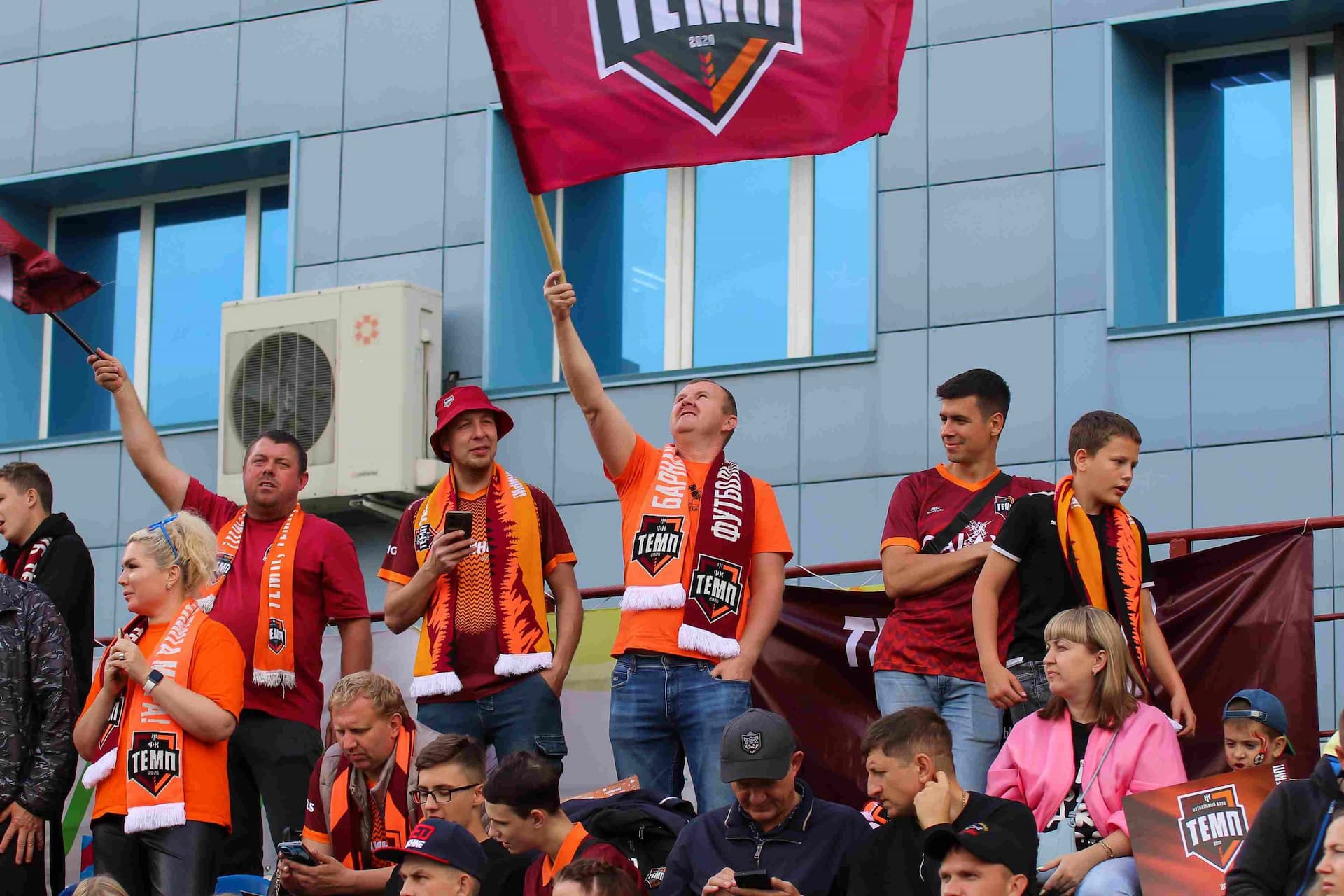 «Темп» 0:1 «Знамя Труда». FONBET Кубок России. 10.09.2025. СМИ: Владимир Мартынов («CX News»), Александр Чёрный («Алтайский спорт»), Виталий Барабаш (Сетевое издание "Толк"), Андрей Каспришин («Алтайская правда») — кадр 485