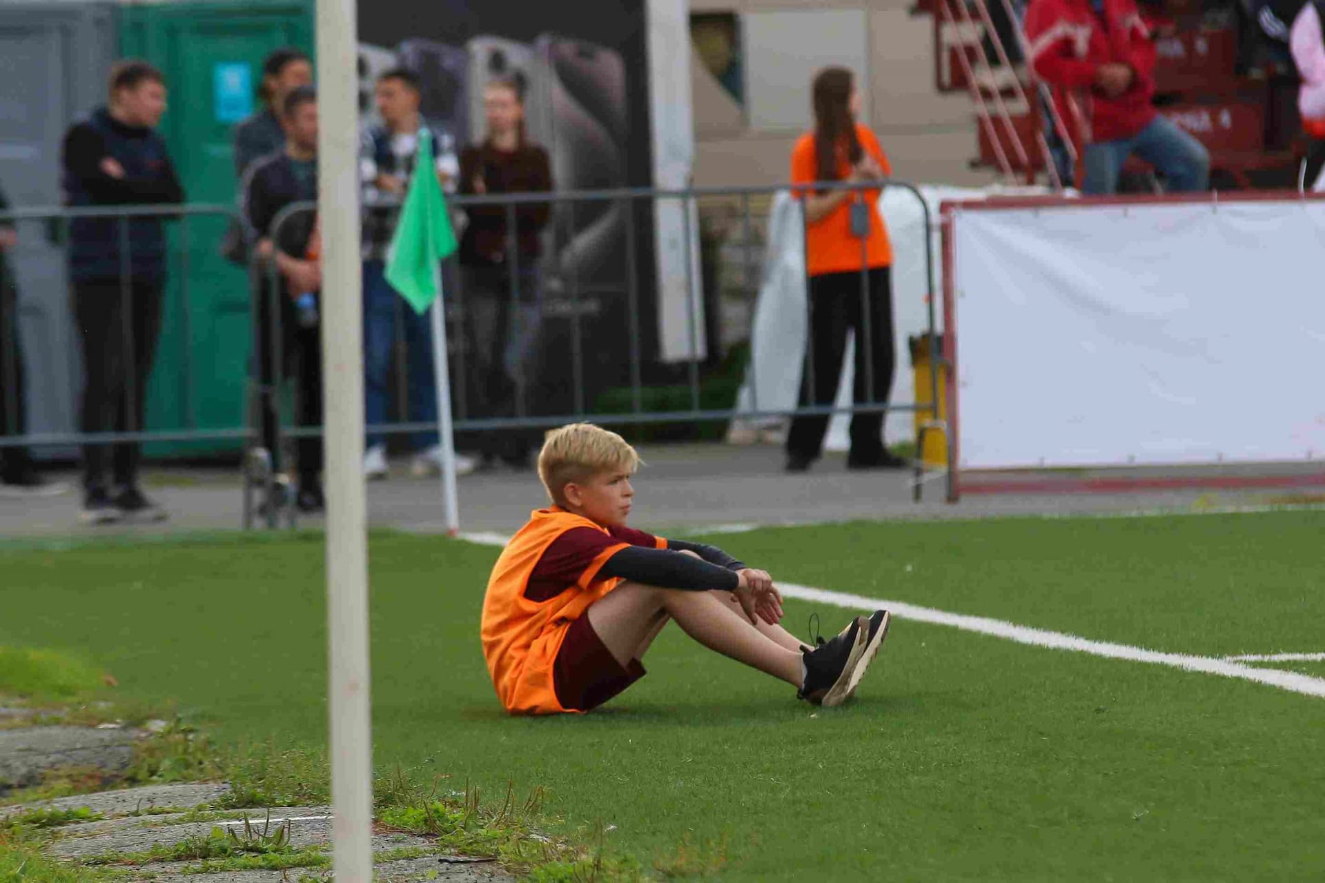 «Темп» 0:1 «Знамя Труда». FONBET Кубок России. 10.09.2025. СМИ: Владимир Мартынов («CX News»), Александр Чёрный («Алтайский спорт»), Виталий Барабаш (Сетевое издание "Толк"), Андрей Каспришин («Алтайская правда») — кадр 633