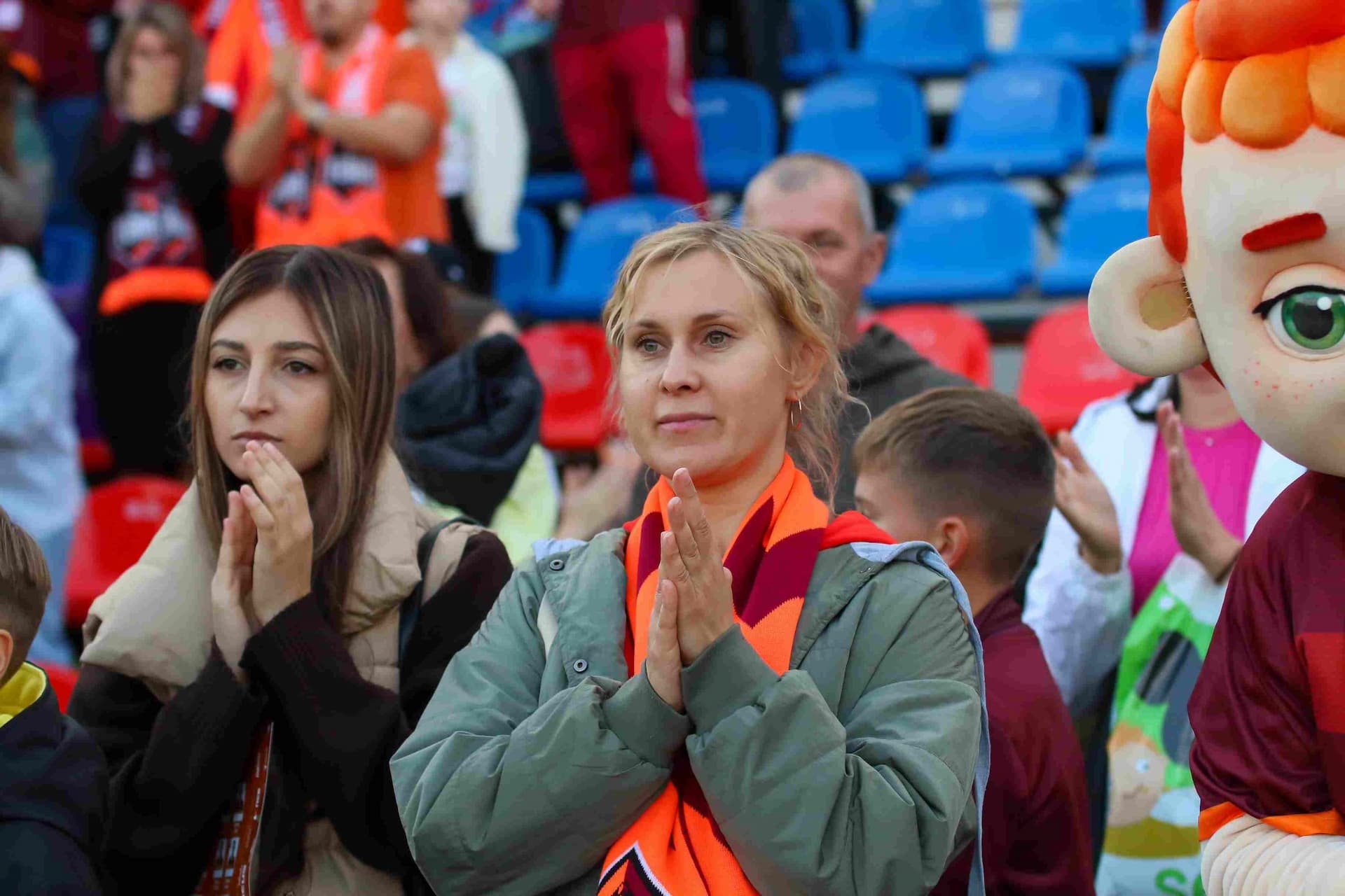 «Темп» 0:1 «Знамя Труда». FONBET Кубок России. 10.09.2025. СМИ: Владимир Мартынов («CX News»), Александр Чёрный («Алтайский спорт»), Виталий Барабаш (Сетевое издание "Толк"), Андрей Каспришин («Алтайская правда») — кадр 664