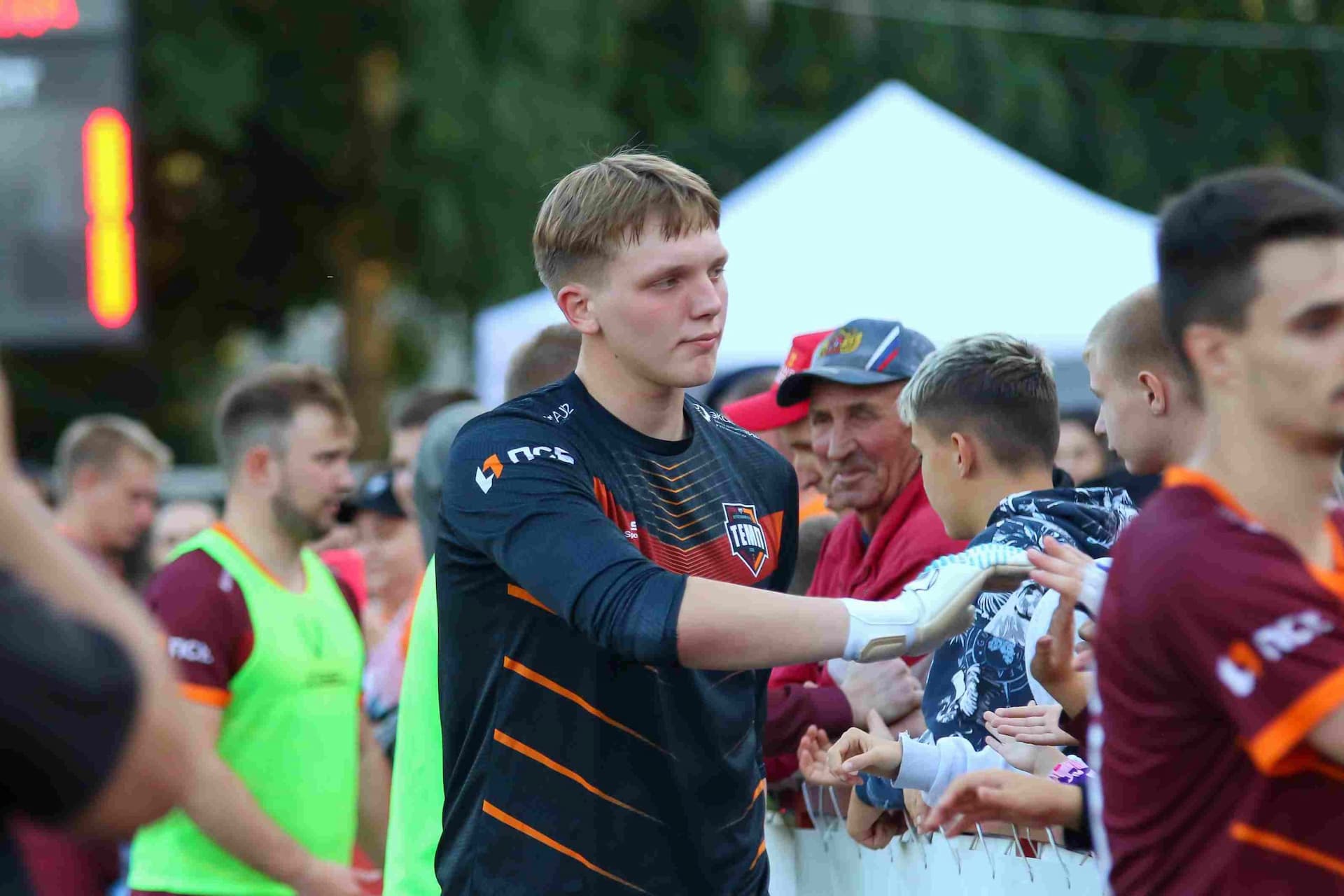 «Темп» 0:1 «Знамя Труда». FONBET Кубок России. 10.09.2025. СМИ: Владимир Мартынов («CX News»), Александр Чёрный («Алтайский спорт»), Виталий Барабаш (Сетевое издание "Толк"), Андрей Каспришин («Алтайская правда») — кадр 677