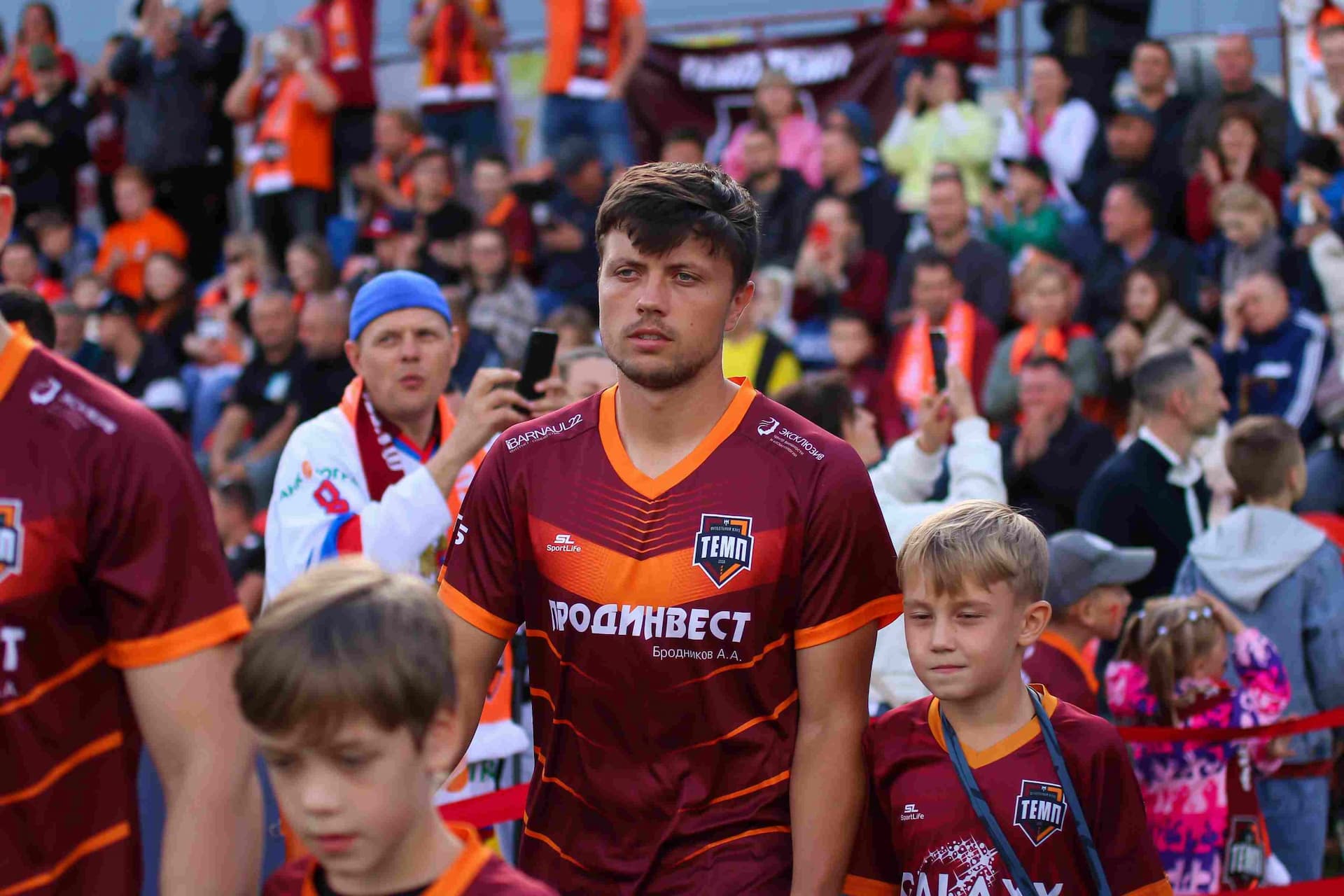 «Темп» 0:1 «Знамя Труда». FONBET Кубок России. 10.09.2025. СМИ: Владимир Мартынов («CX News»), Александр Чёрный («Алтайский спорт»), Виталий Барабаш (Сетевое издание "Толк"), Андрей Каспришин («Алтайская правда») — кадр 504