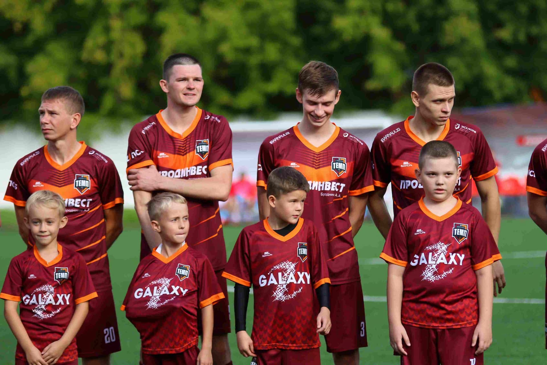 «Темп» 0:1 «Знамя Труда». FONBET Кубок России. 10.09.2025. СМИ: Владимир Мартынов («CX News»), Александр Чёрный («Алтайский спорт»), Виталий Барабаш (Сетевое издание "Толк"), Андрей Каспришин («Алтайская правда») — кадр 510