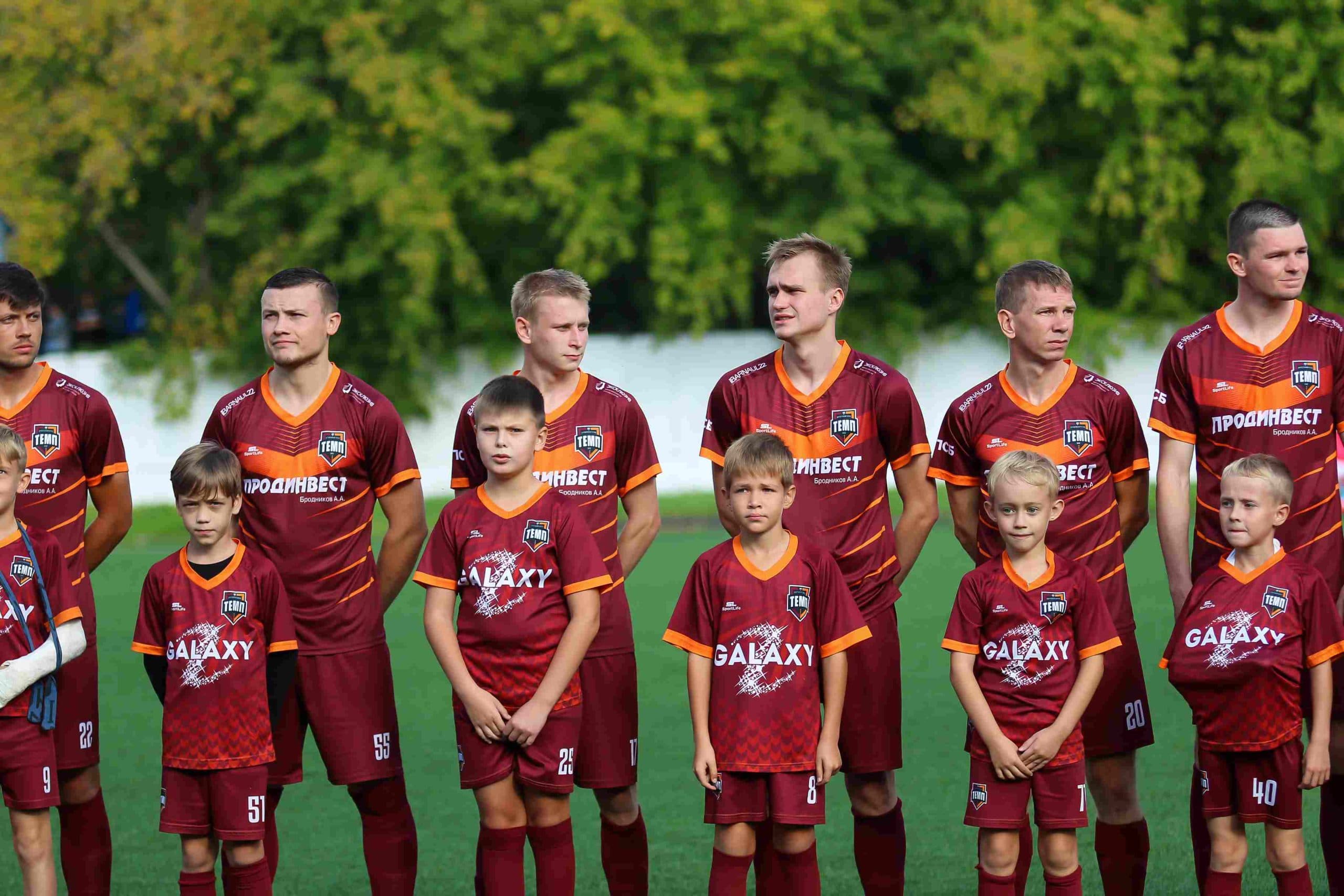 «Темп» 0:1 «Знамя Труда». FONBET Кубок России. 10.09.2025. СМИ: Владимир Мартынов («CX News»), Александр Чёрный («Алтайский спорт»), Виталий Барабаш (Сетевое издание "Толк"), Андрей Каспришин («Алтайская правда») — кадр 513