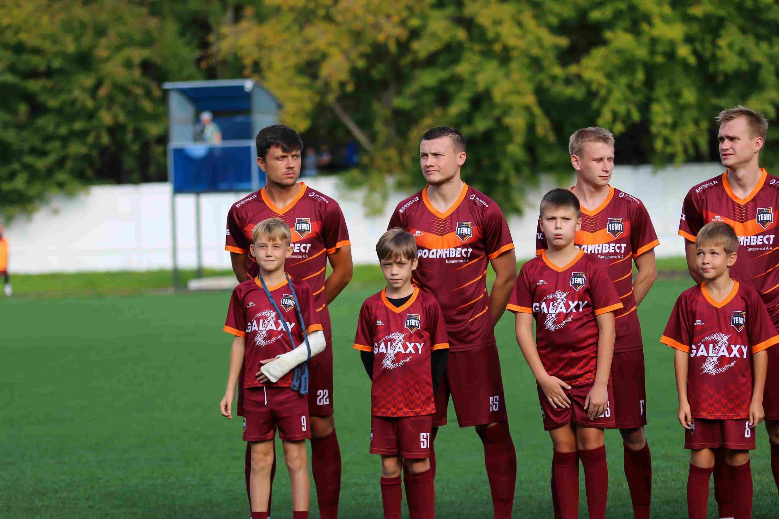 «Темп» 0:1 «Знамя Труда». FONBET Кубок России. 10.09.2025. СМИ: Владимир Мартынов («CX News»), Александр Чёрный («Алтайский спорт»), Виталий Барабаш (Сетевое издание "Толк"), Андрей Каспришин («Алтайская правда») — кадр 514