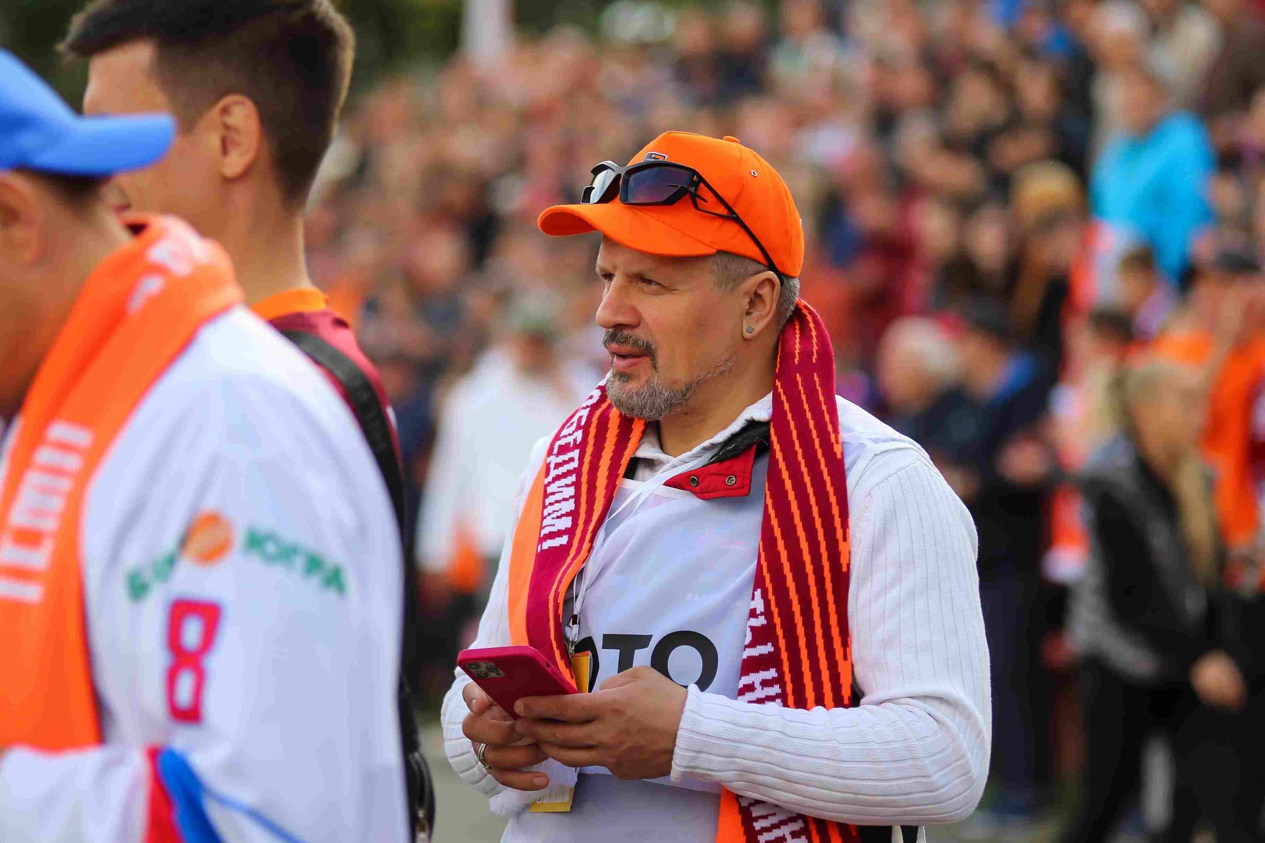 «Темп» 0:1 «Знамя Труда». FONBET Кубок России. 10.09.2025. СМИ: Владимир Мартынов («CX News»), Александр Чёрный («Алтайский спорт»), Виталий Барабаш (Сетевое издание "Толк"), Андрей Каспришин («Алтайская правда») — кадр 522