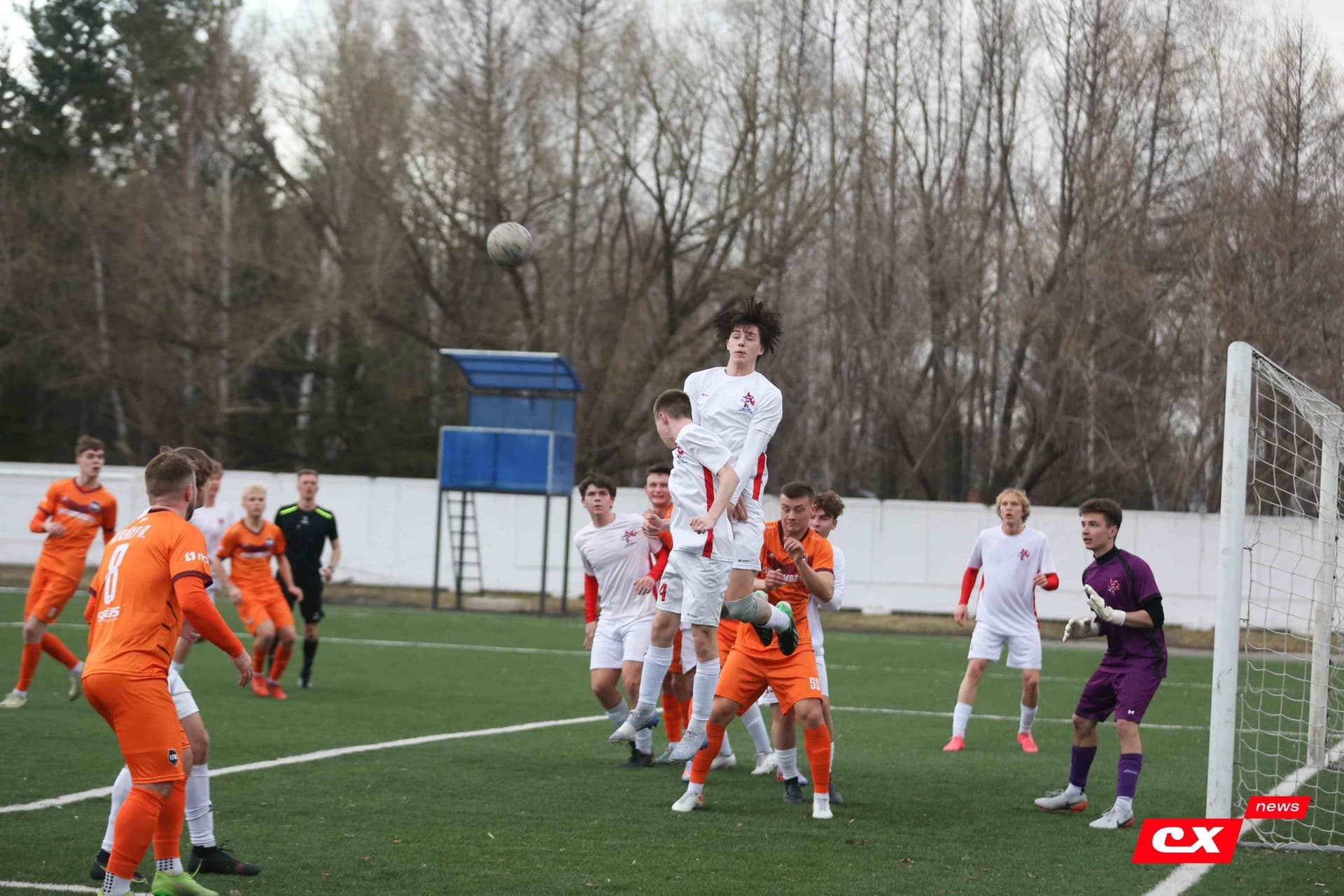 «Темп» 9:1 «Алтай». Турнир памяти В. Фомичёва. 1-й тур. 08.04.25. «CX News», В. Мартынов; «Алтайский спорт», А. Чёрный — кадр 112