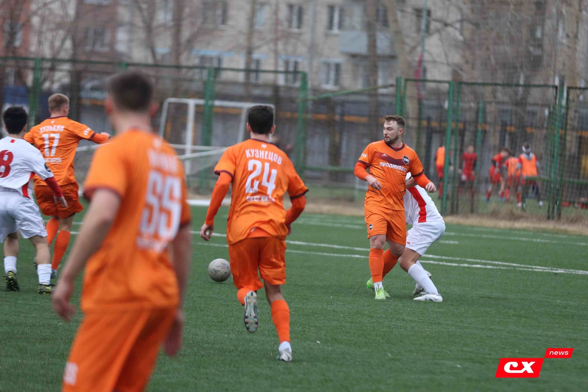 «Темп» 9:1 «Алтай». Турнир памяти В. Фомичёва. 1-й тур. 08.04.25. «CX News», В. Мартынов; «Алтайский спорт», А. Чёрный — кадр 156