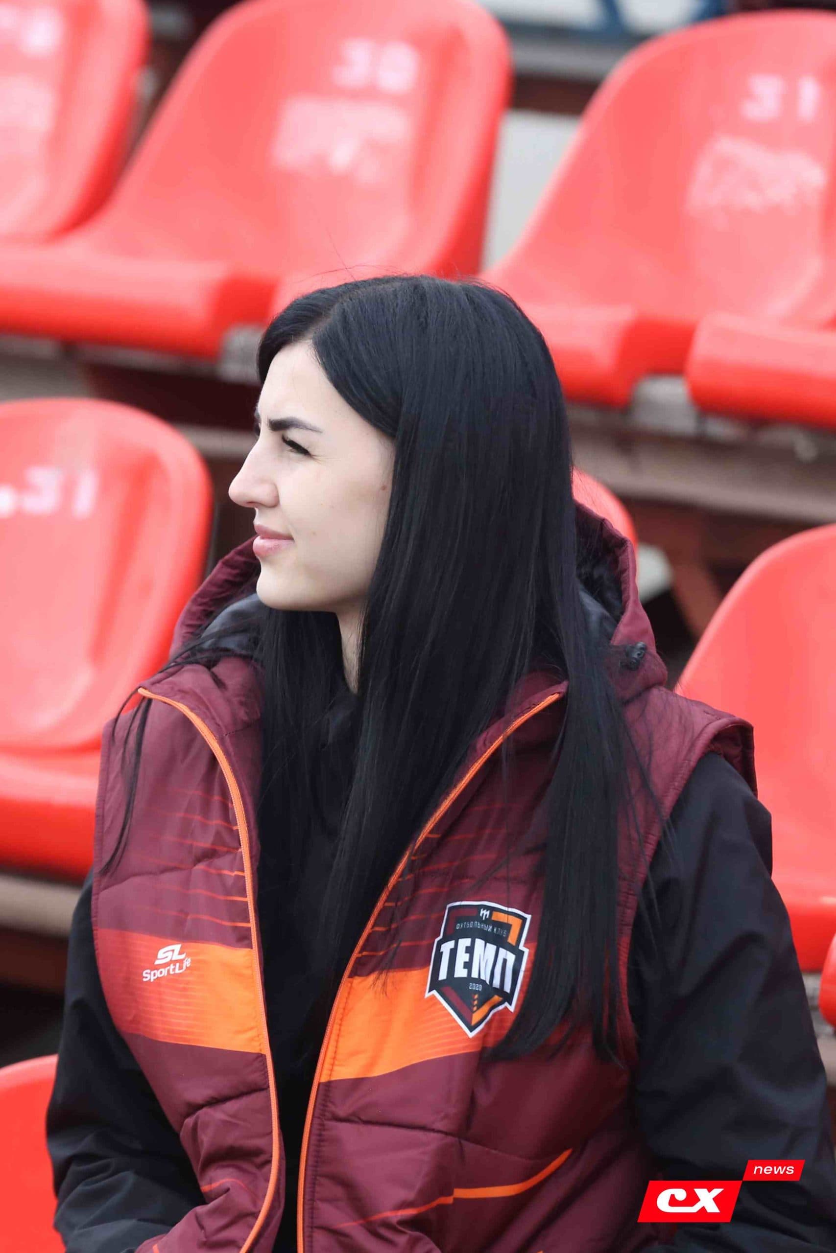 «Темп» 9:1 «Алтай». Турнир памяти В. Фомичёва. 1-й тур. 08.04.25. «CX News», В. Мартынов; «Алтайский спорт», А. Чёрный — кадр 29