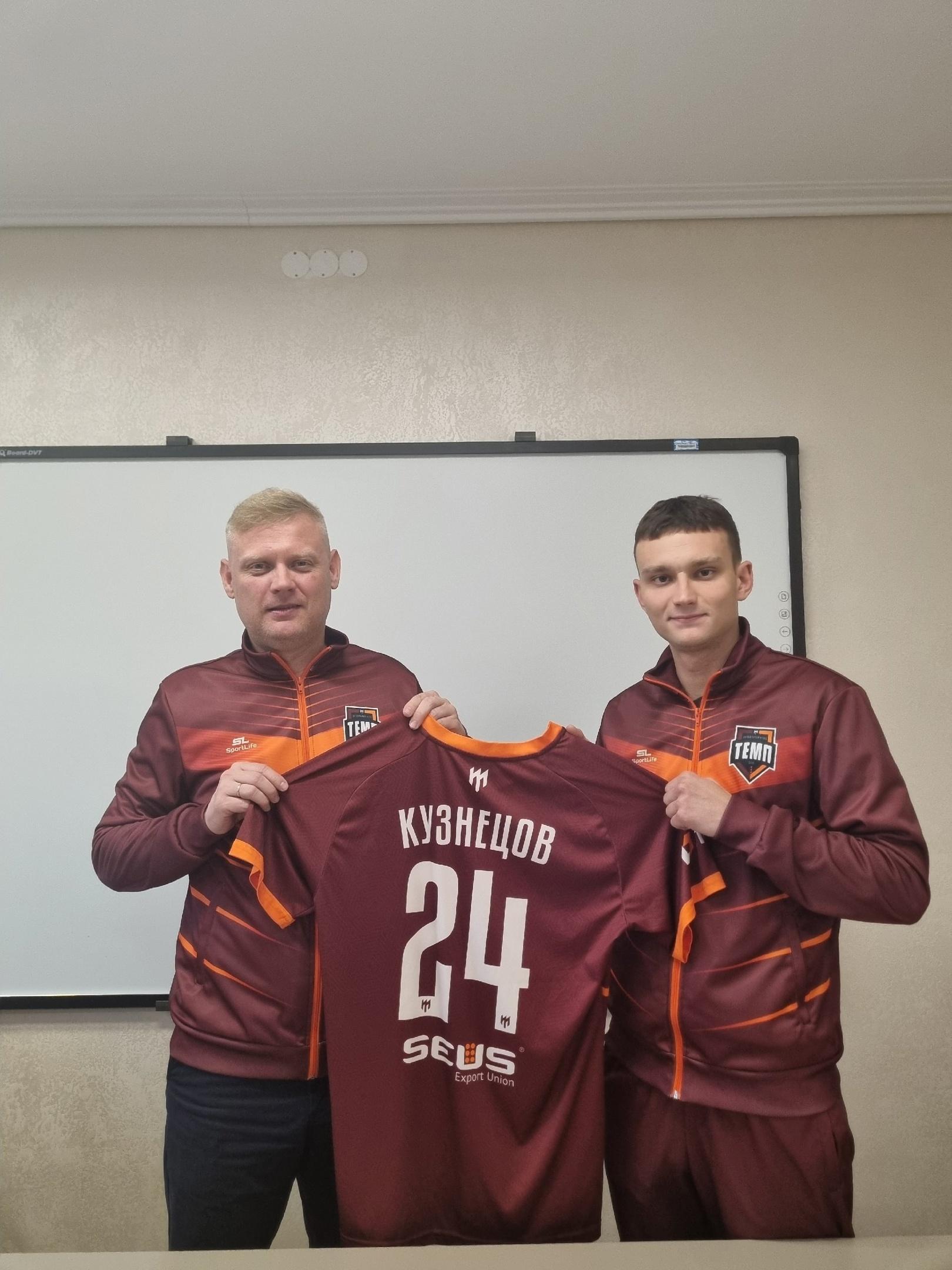 Представляем новичков: Евгений Кузнецов!