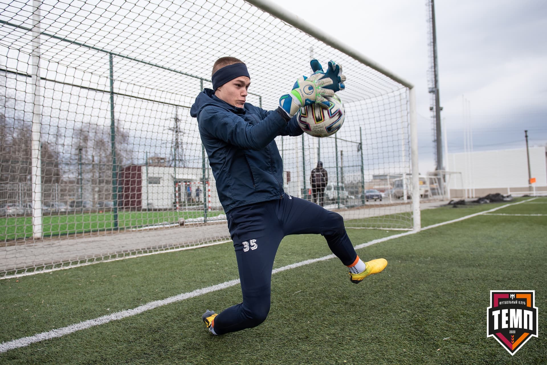 Турнир памяти В. Фомичёва. «Распадская» 1:0 «Темп». 14 апреля — кадр 37