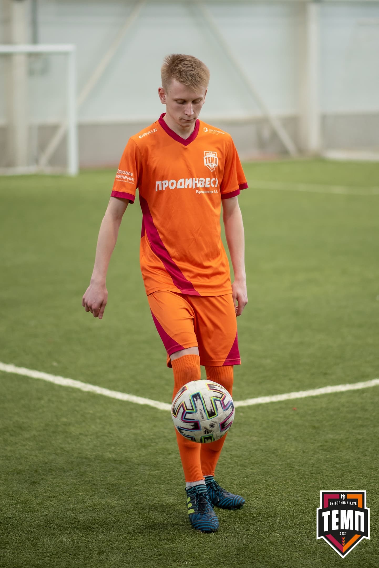 Турнир памяти В. Фомичёва. «Темп» 5:0 «Строитель» (Бийск). 10 апреля — кадр 42