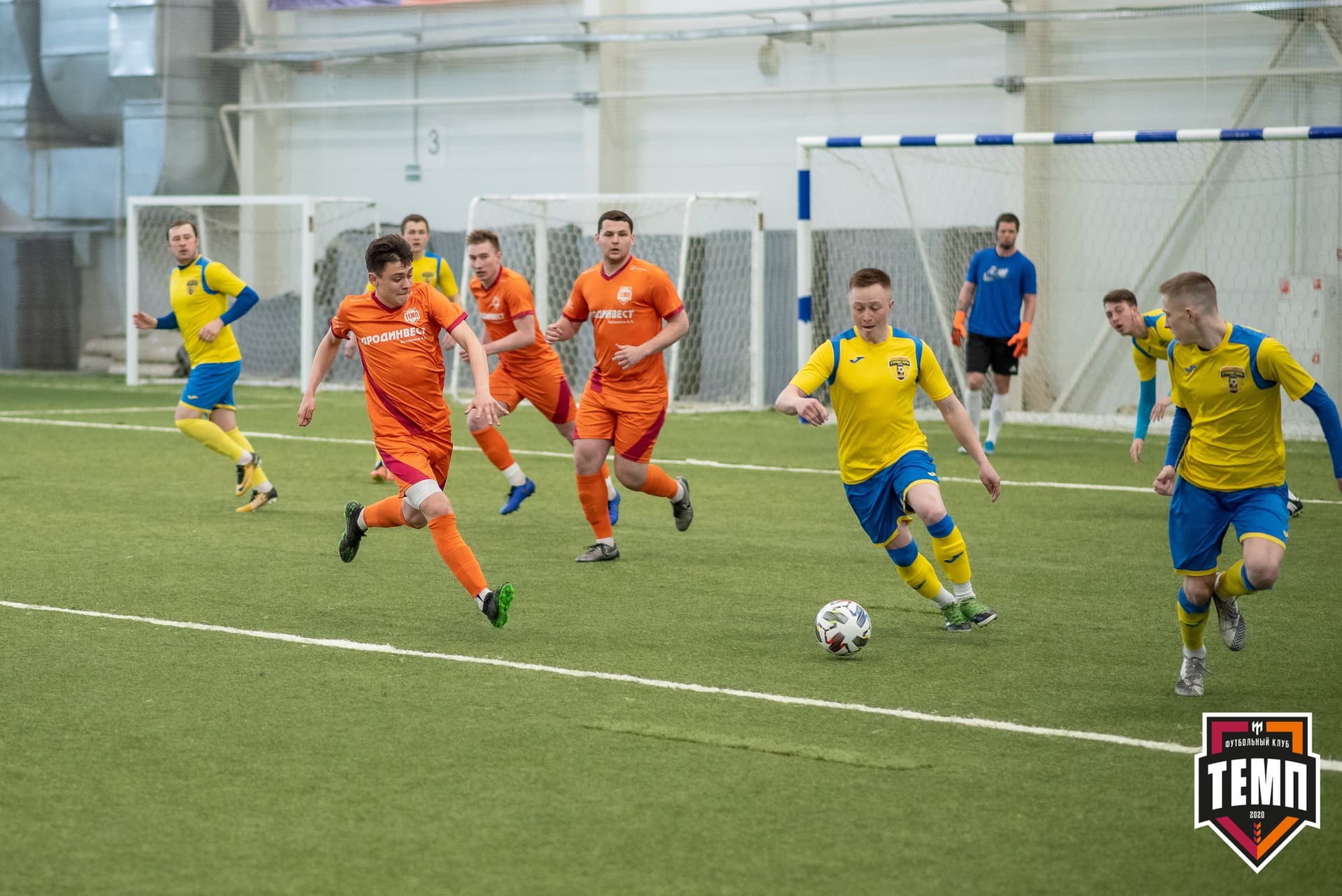 Турнир памяти В. Фомичёва. «Темп» 5:0 «Строитель» (Бийск). 10 апреля — кадр 51