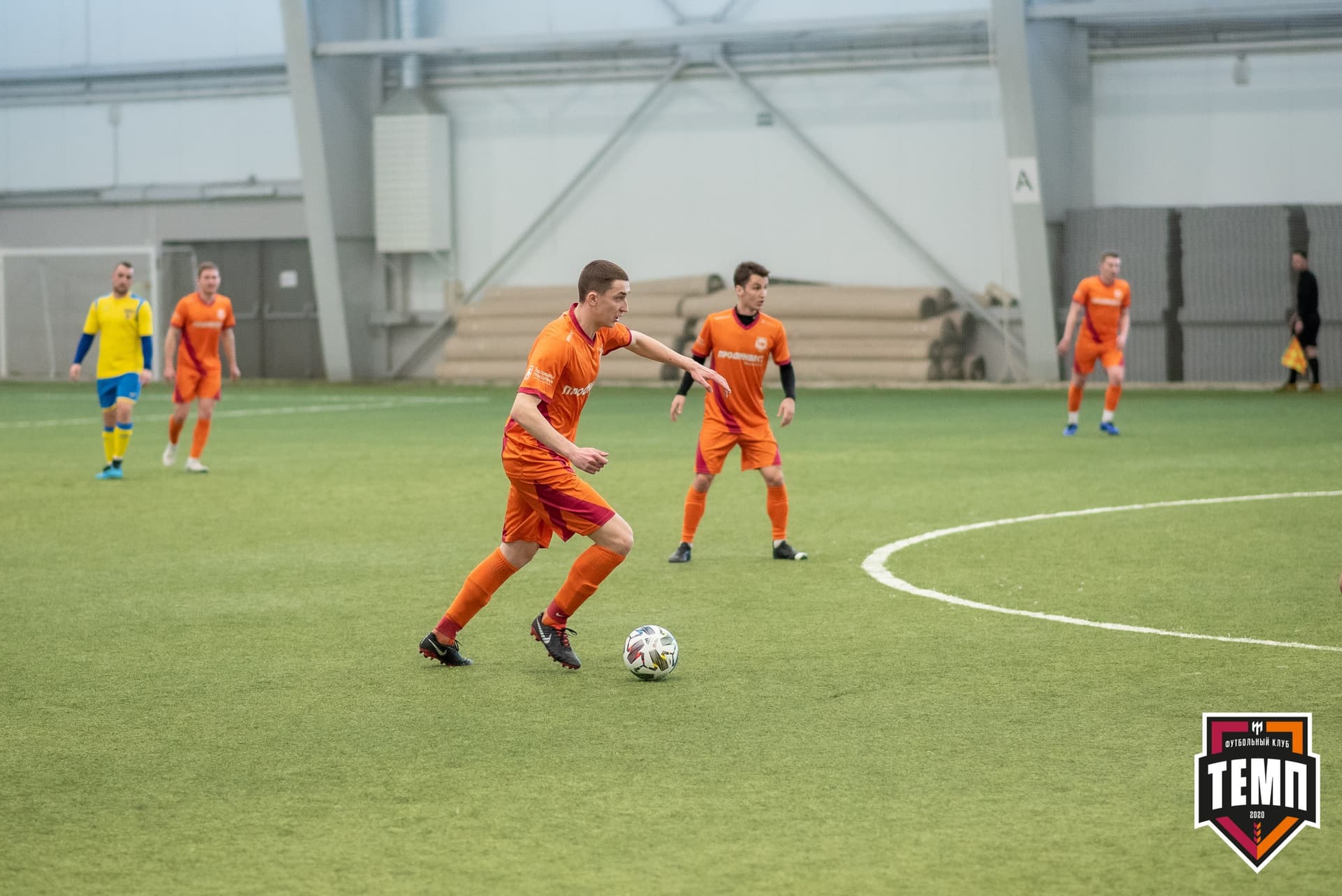 Турнир памяти В. Фомичёва. «Темп» 5:0 «Строитель» (Бийск). 10 апреля — кадр 86