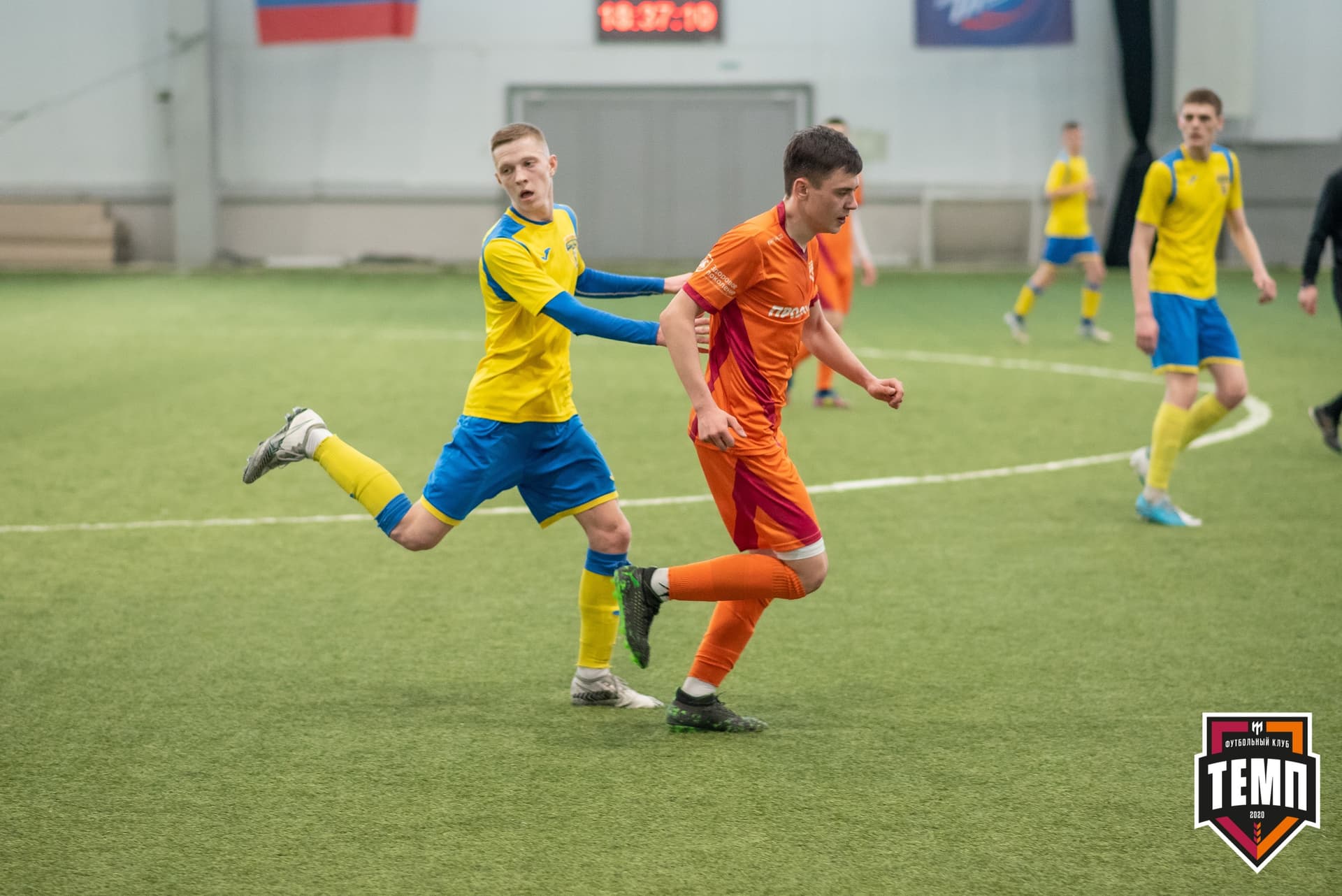 Турнир памяти В. Фомичёва. «Темп» 5:0 «Строитель» (Бийск). 10 апреля — кадр 89