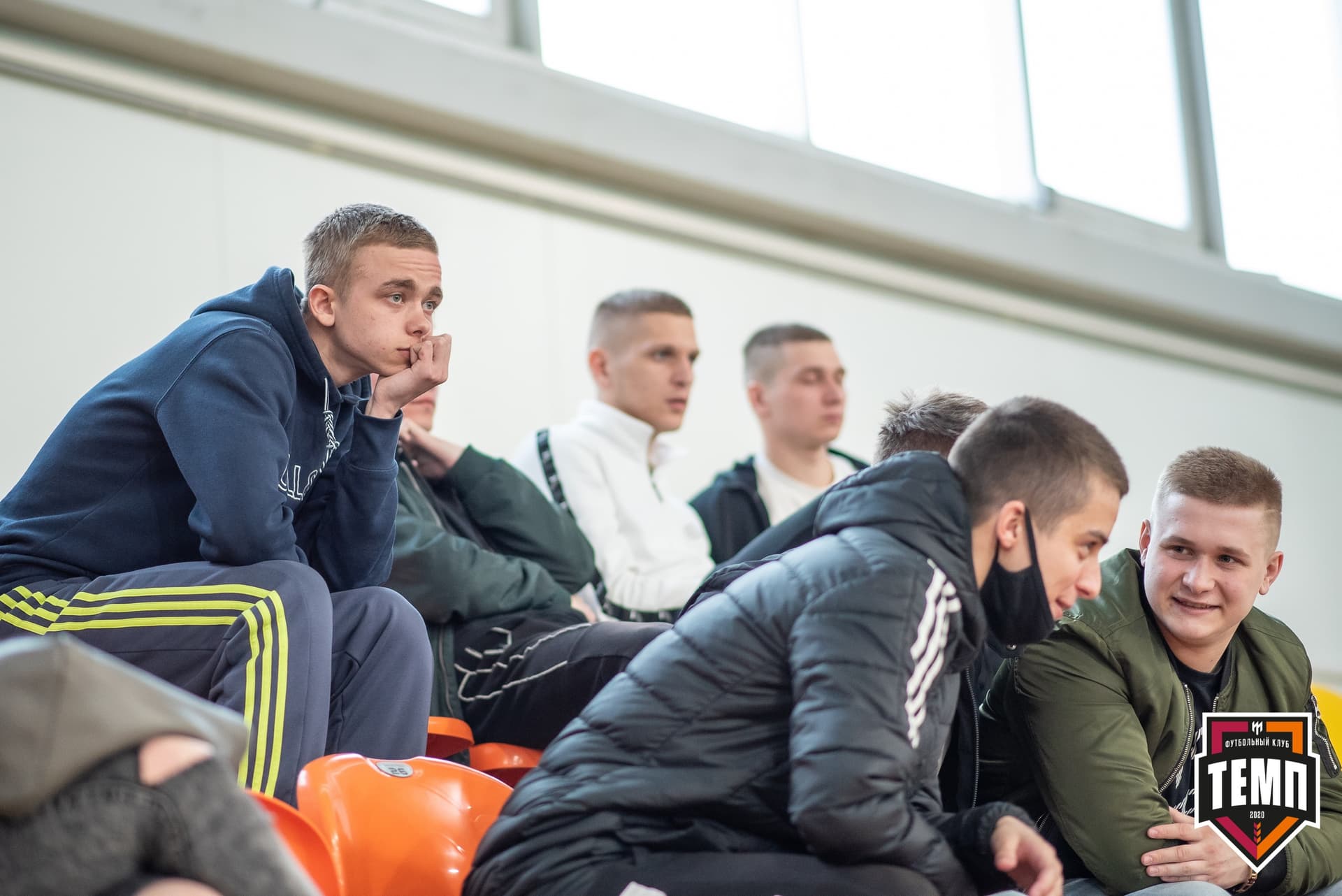 Турнир памяти В. Фомичёва. «Темп» 5:0 «Строитель» (Бийск). 10 апреля — кадр 114