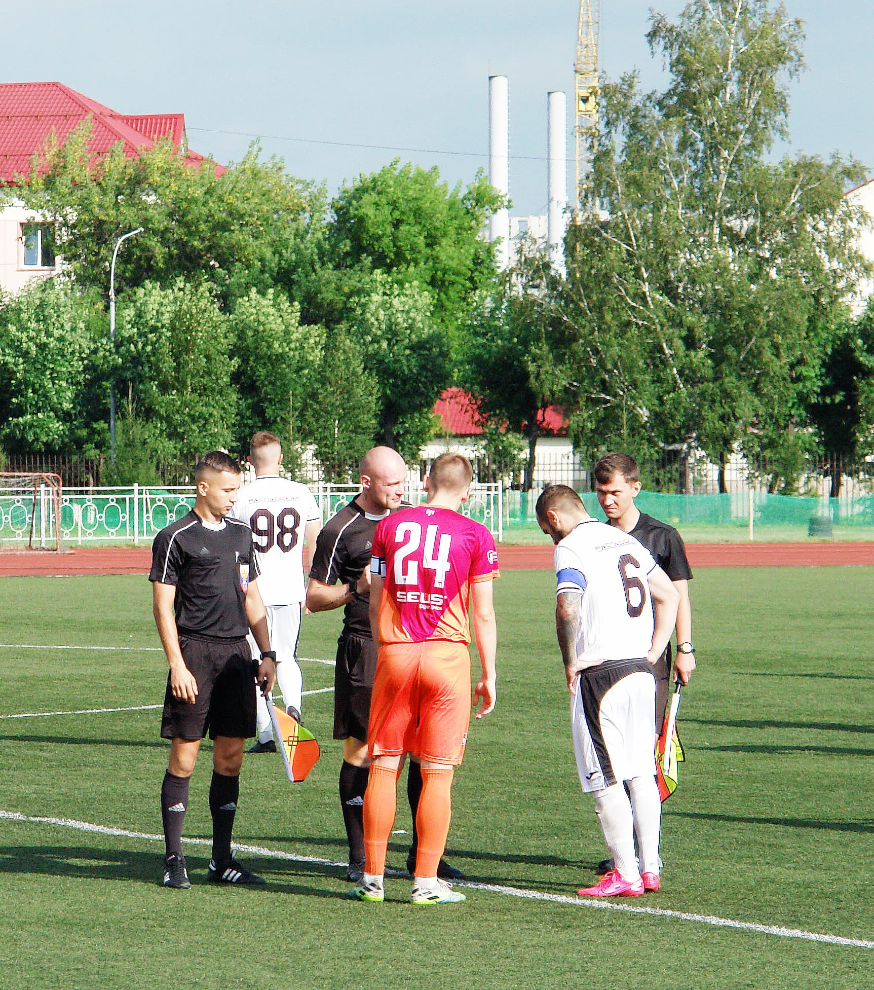 «Распадская» 1:0 «Темп». Кубок Сибири. 1/2 финала. Первый матч. — кадр 2