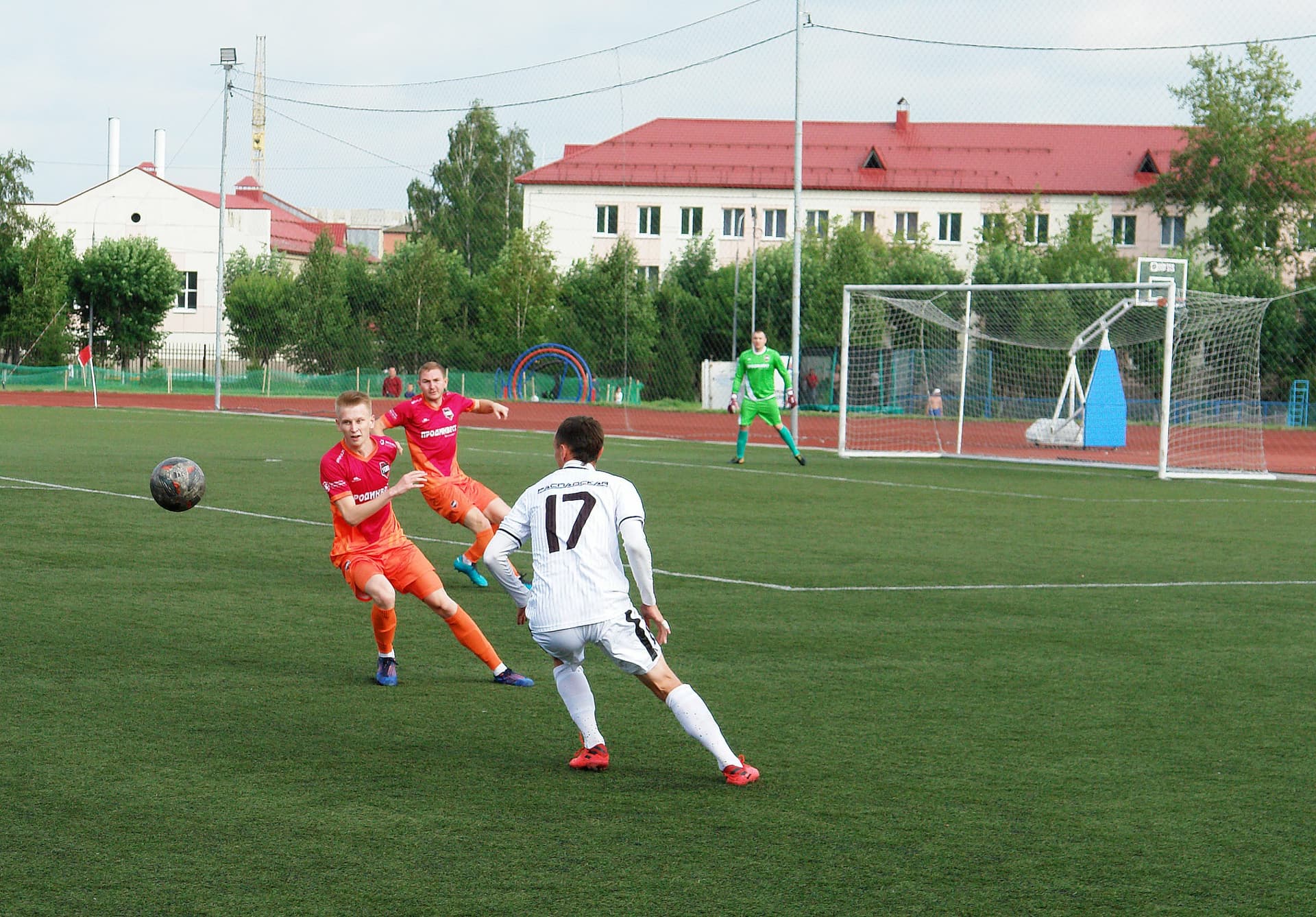 «Распадская» 1:0 «Темп». Кубок Сибири. 1/2 финала. Первый матч. — кадр 6