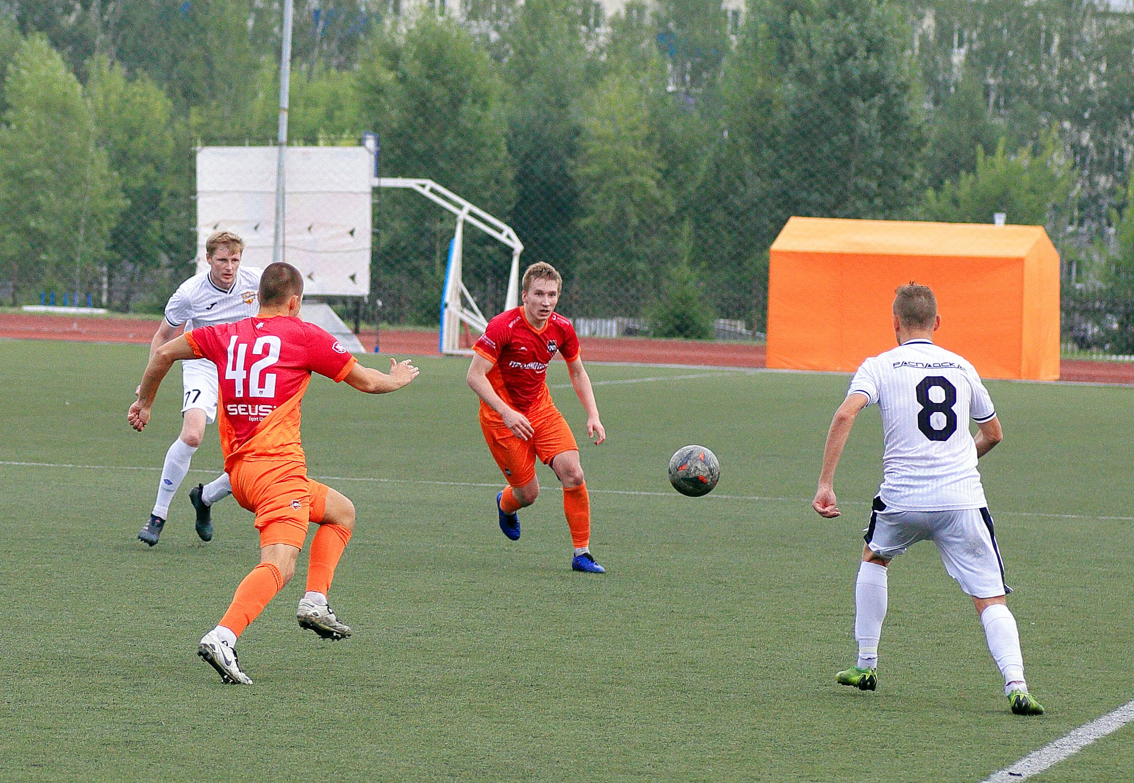«Распадская» 1:0 «Темп». Кубок Сибири. 1/2 финала. Первый матч. — кадр 33