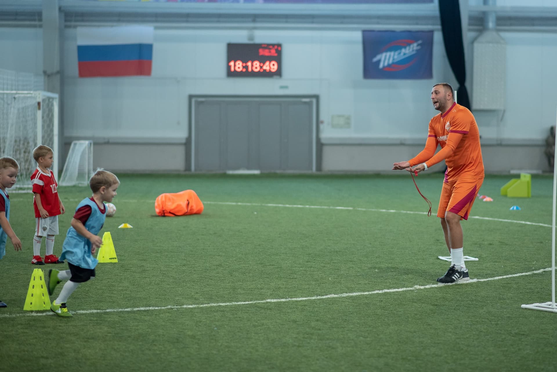 Тренировка ФК «Темп». — кадр 23