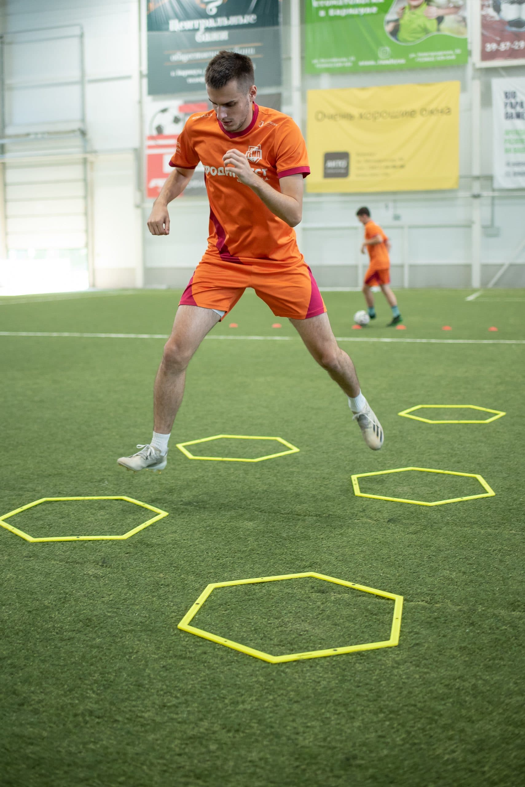 Тренировка ФК «Темп». — кадр 69