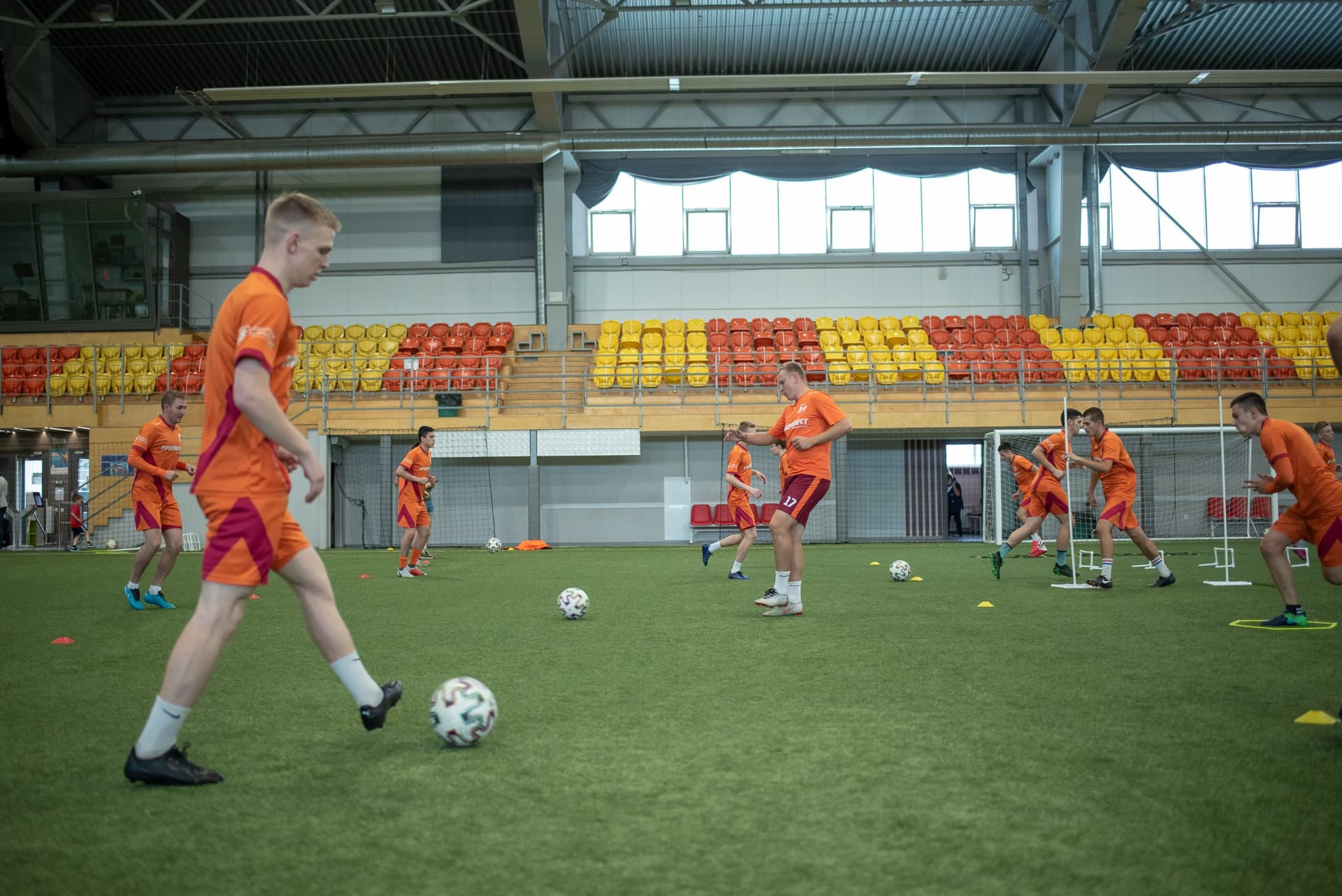 Тренировка ФК «Темп». — кадр 73