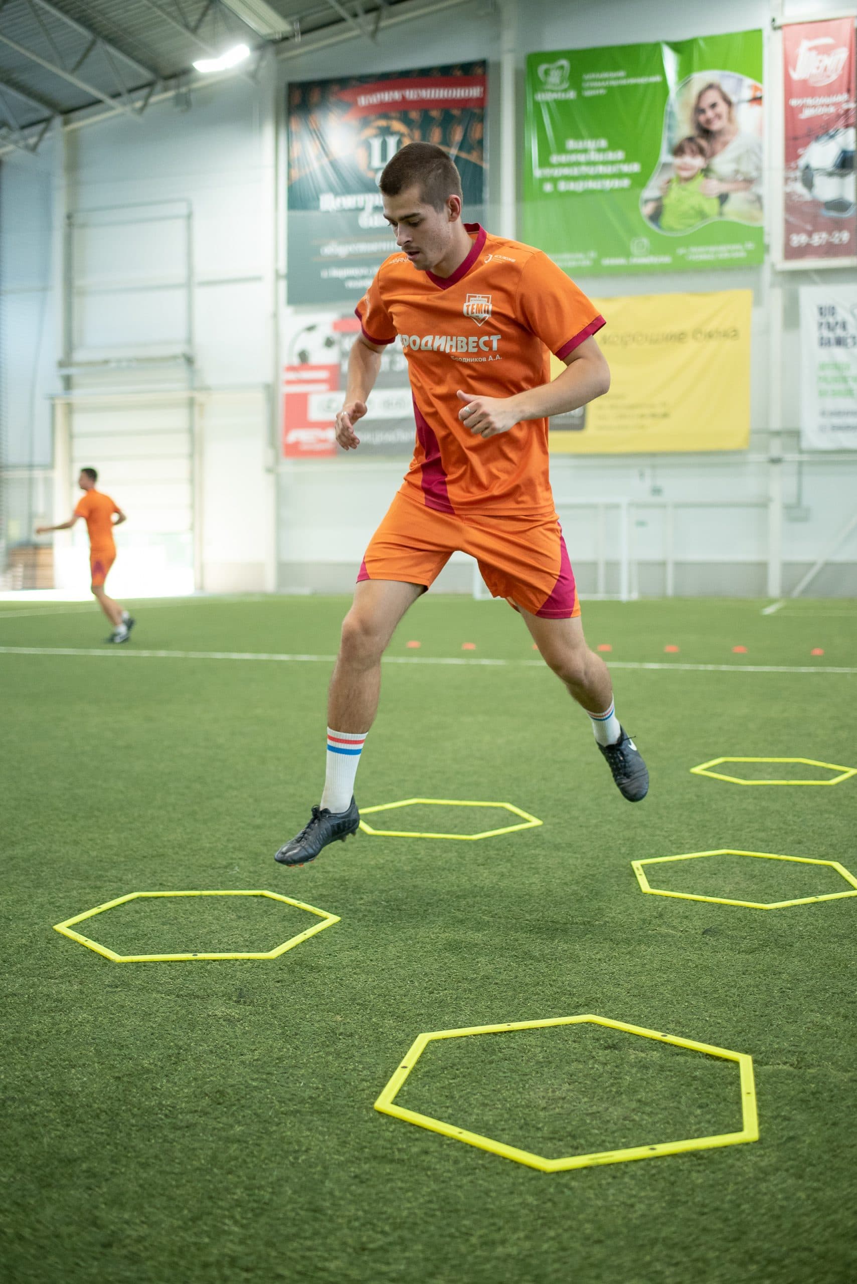 Тренировка ФК «Темп». — кадр 76