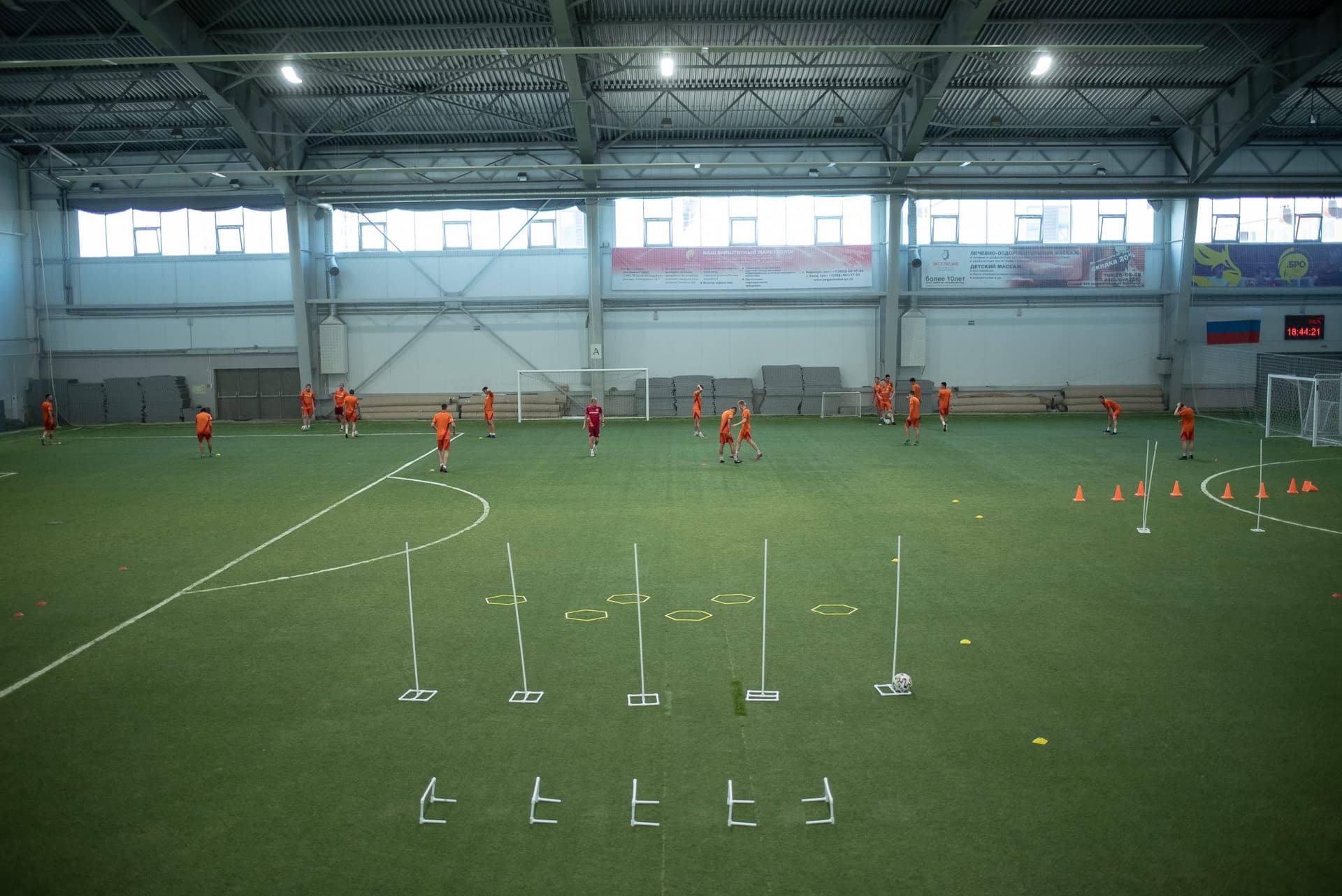 Тренировка ФК «Темп». — кадр 85