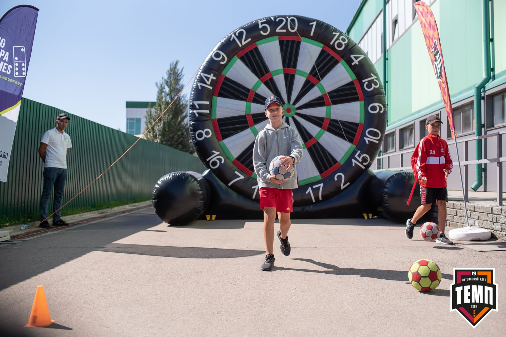 «Темп» 6:0 «Динамо-Барнаул-М». III дивизион. Финальный этап. 05.09.2021 — кадр 1