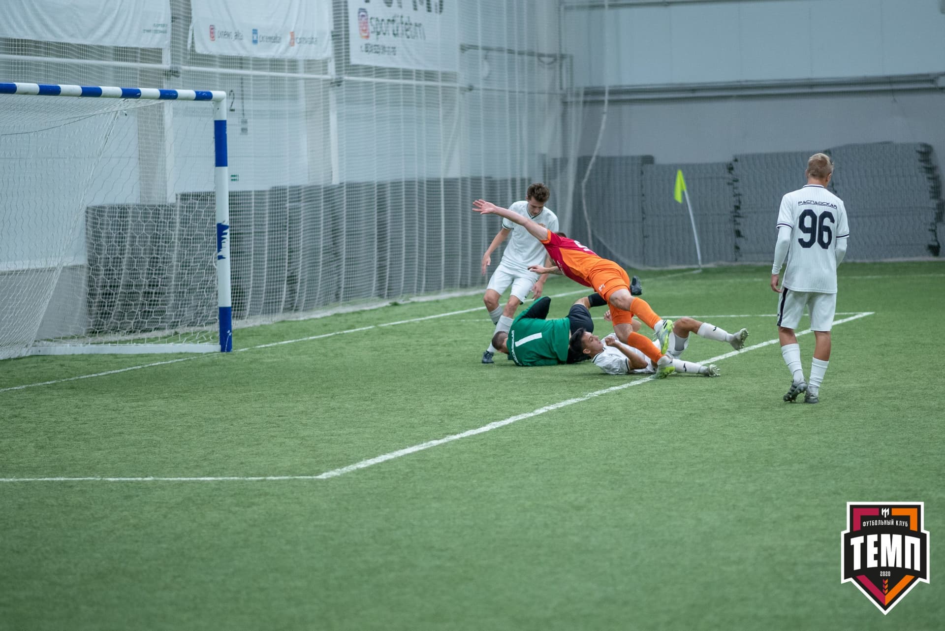 «Темп» 1:0 «Распадская». Кубок Сибири. 1/2 финала. 02.10.2021 — кадр 114