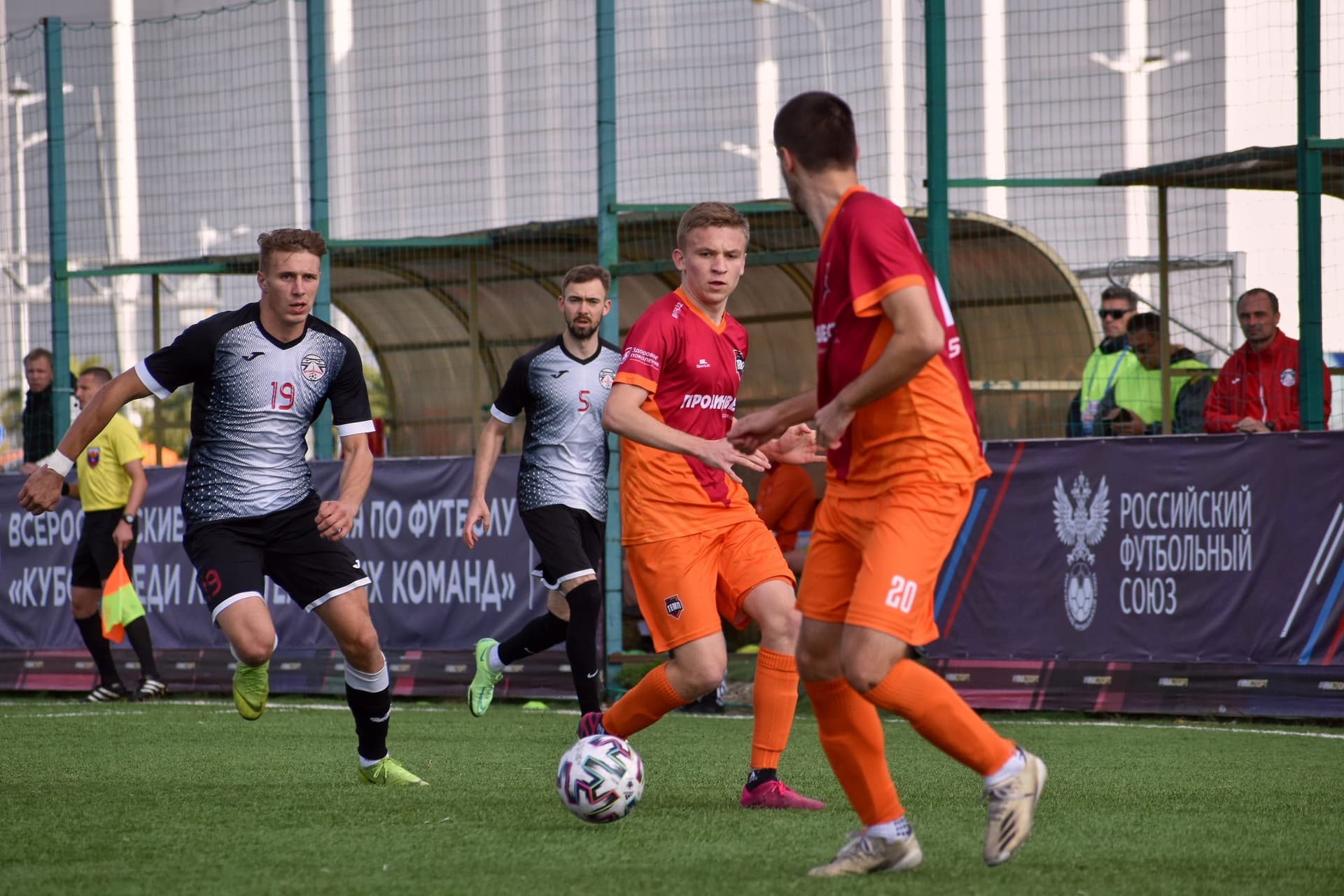 «Дорожник» 7:0 «Темп». Кубок любительских команд. 16.11.2021 — кадр 13