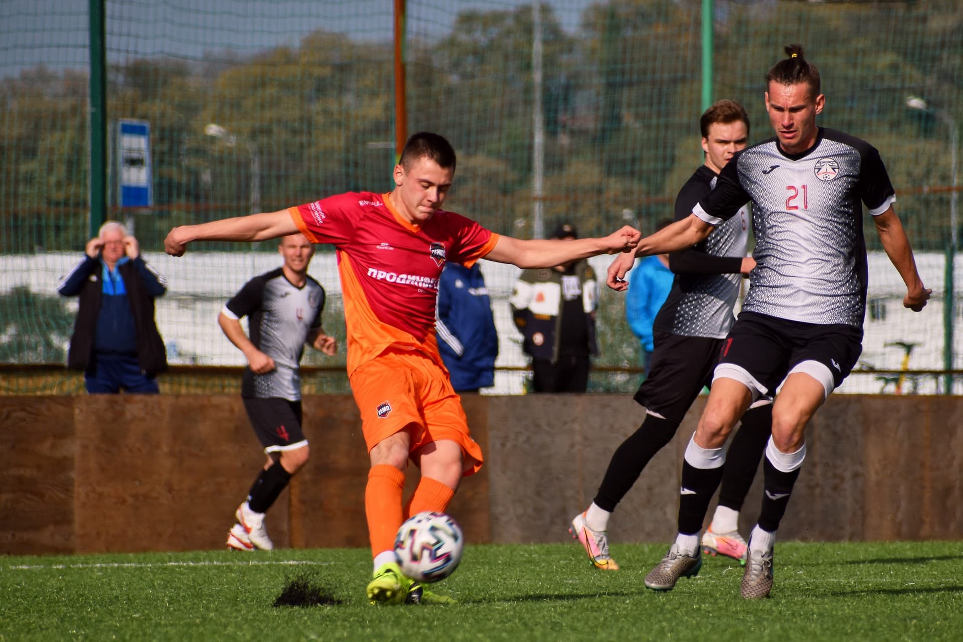 «Дорожник» 7:0 «Темп». Кубок любительских команд. 16.11.2021 — кадр 17