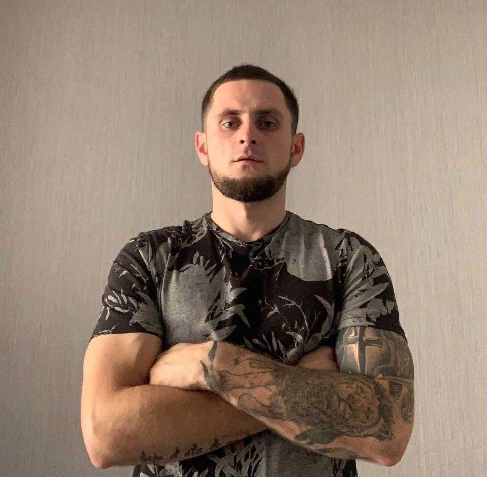 Руслан Леонов в основе на матч «CKS» против «STUDIO 21» по Dota 2!