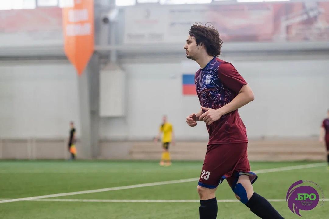 Как игроки ФК «Темп» выступили во вторых полуфиналах «Лиги .БРО»