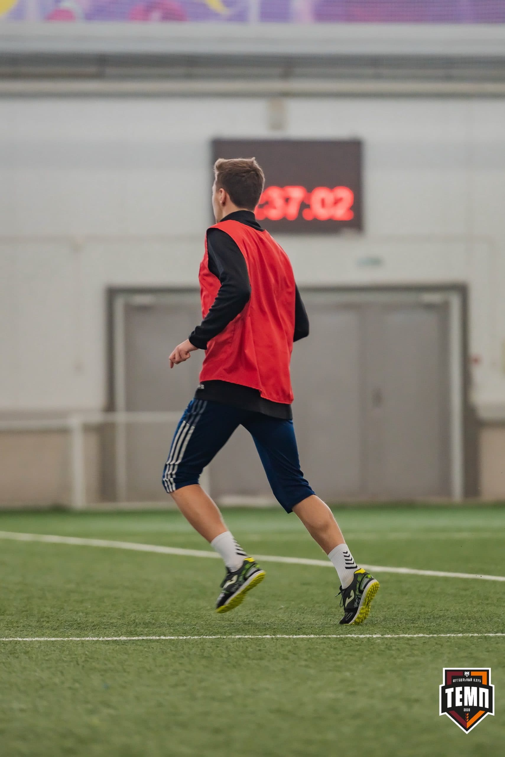 Просмотр сельских футболистов. 11.03.2023 — кадр 188