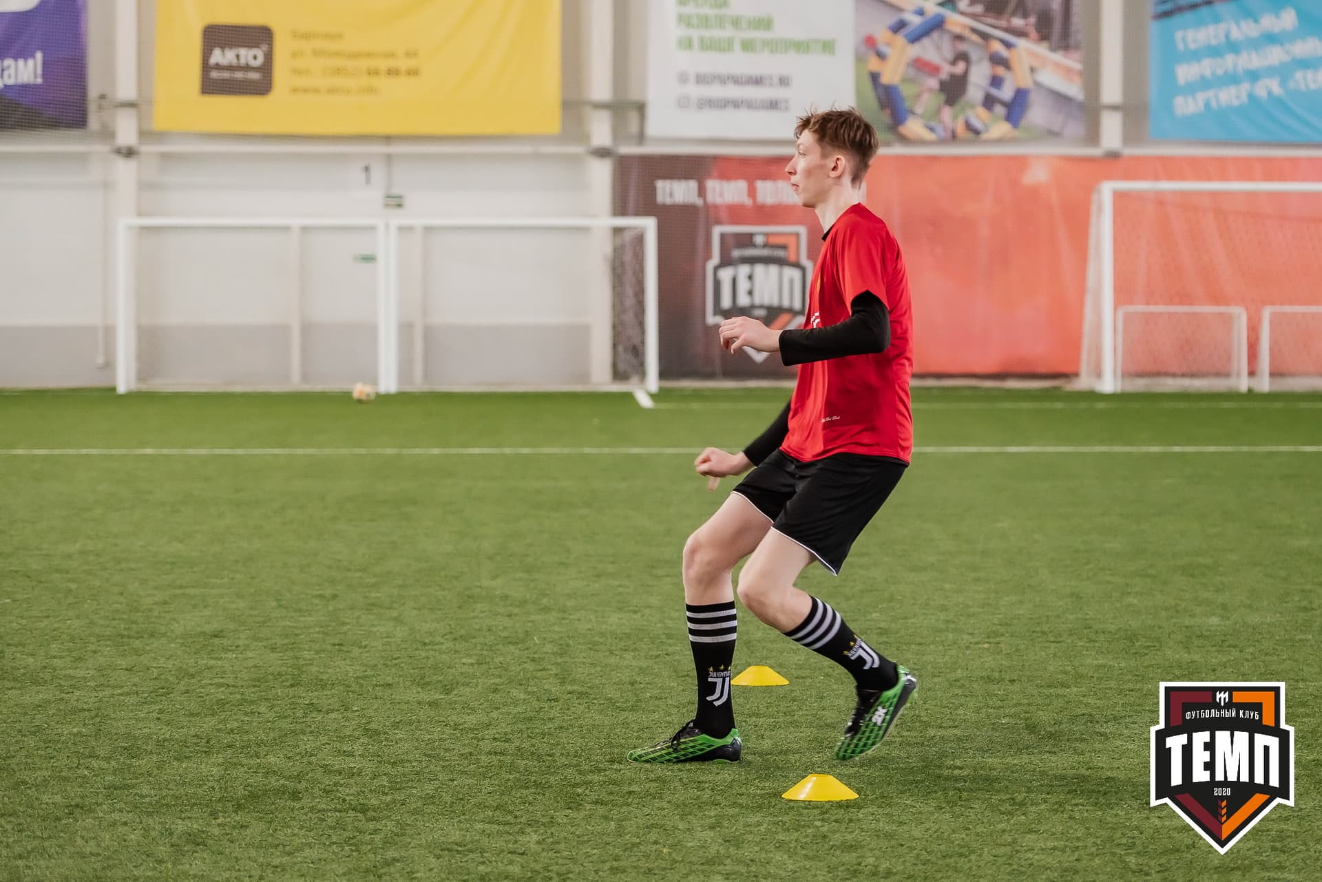 Просмотр сельских футболистов. 11.03.2023 — кадр 30