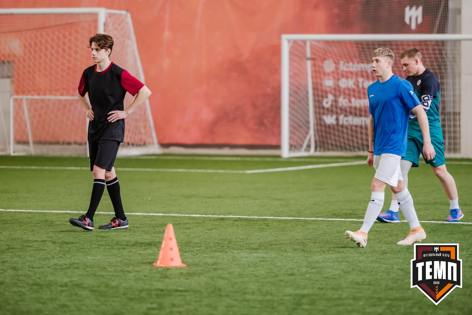 Просмотр сельских футболистов. 11.03.2023 — кадр 43