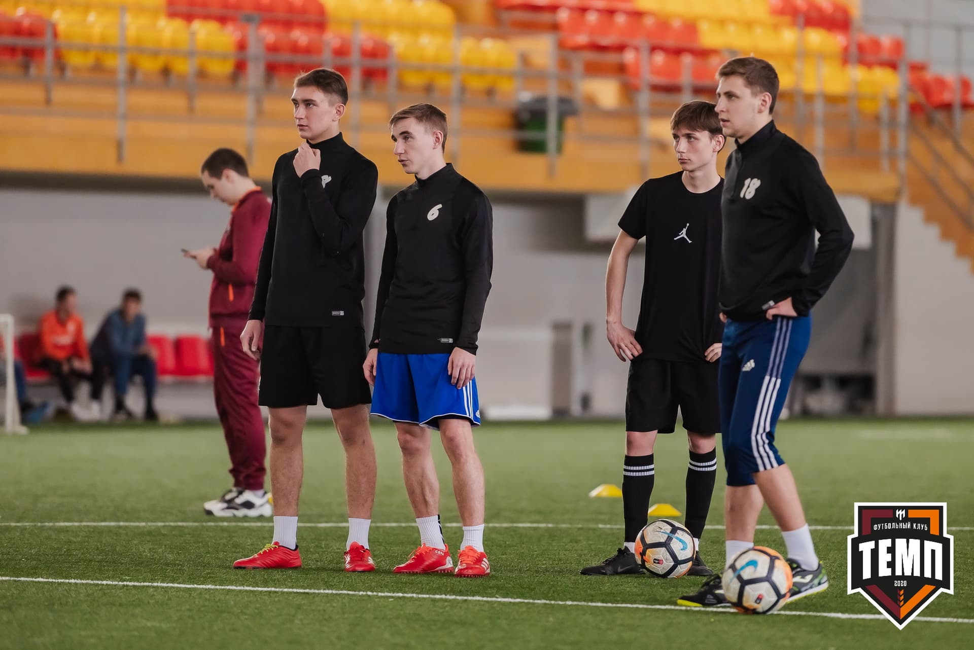 Просмотр сельских футболистов. 11.03.2023 — кадр 60