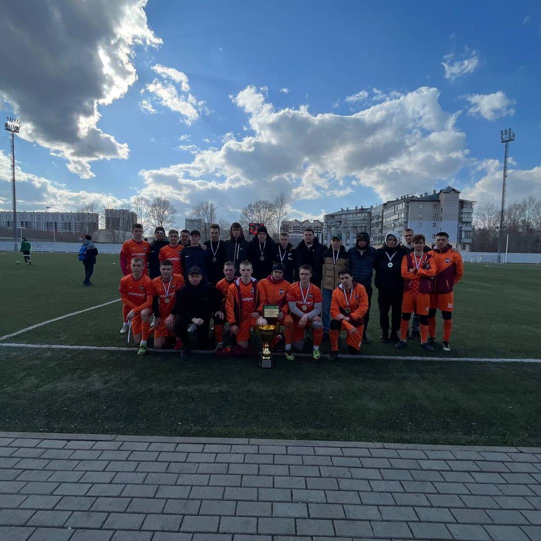 Уступаем «Распадской» и занимаем второе место на турнире памяти Василия Фомичёва.