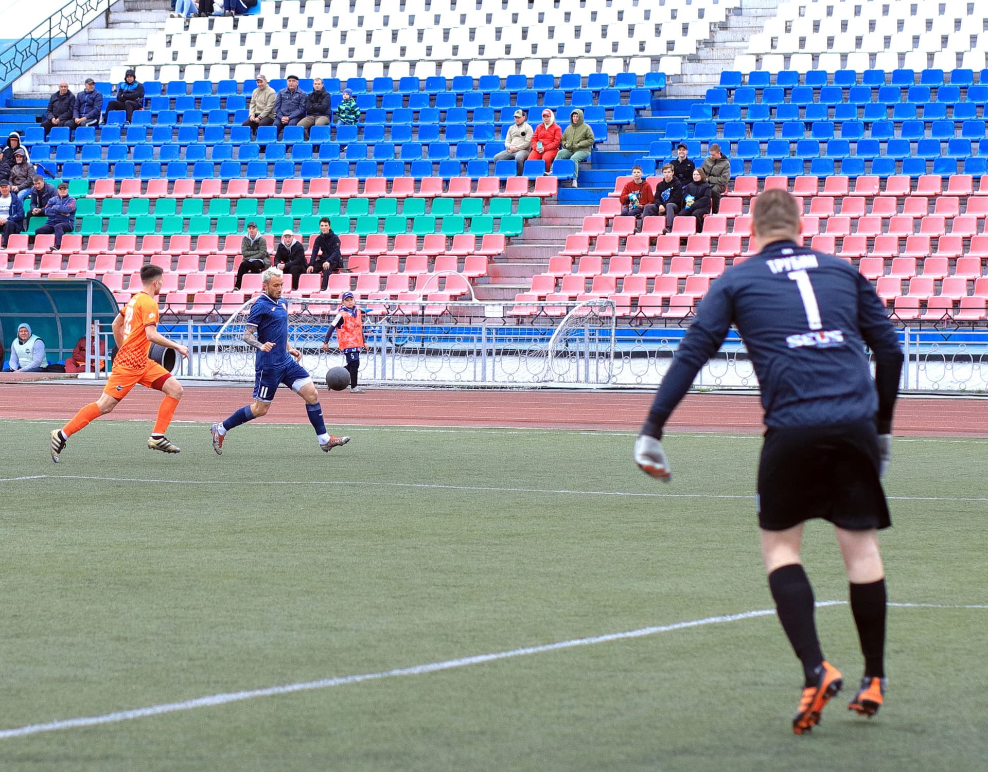 «Распадская» 1:2 «Темп». III дивизион. 14.05.2023. «Распадская» — кадр 11