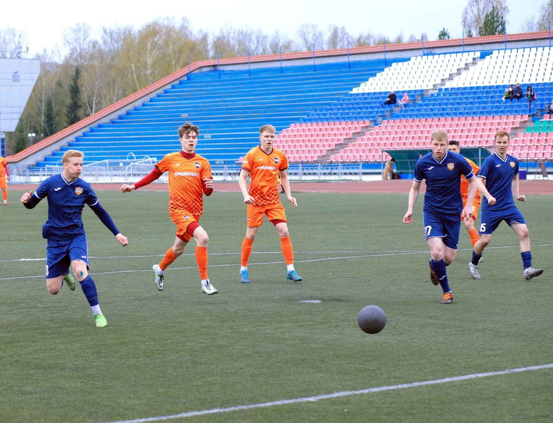 «Распадская» 1:2 «Темп». III дивизион. 14.05.2023. «Распадская» — кадр 7