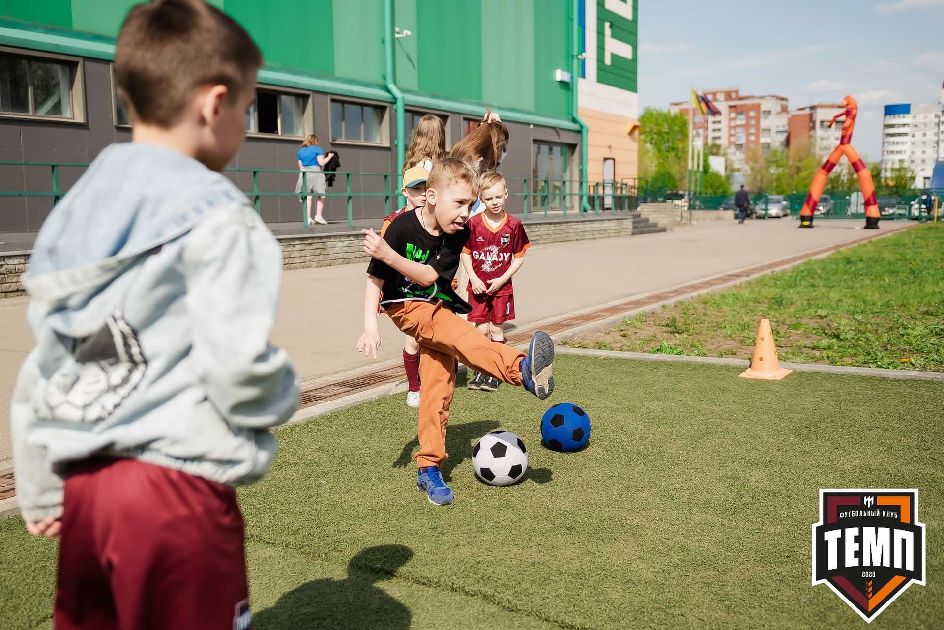 «Темп» 2:2 «Полимер». III дивизион. 21.05.2023 — кадр 17