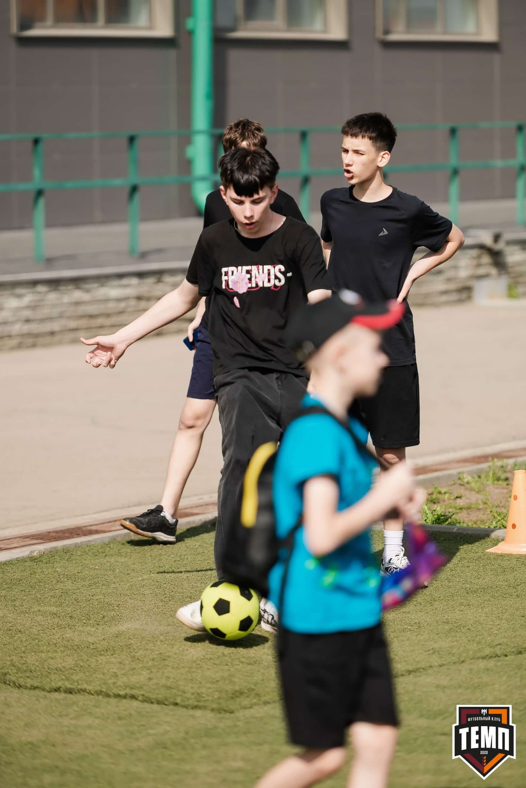 «Темп» 2:2 «Полимер». III дивизион. 21.05.2023 — кадр 39