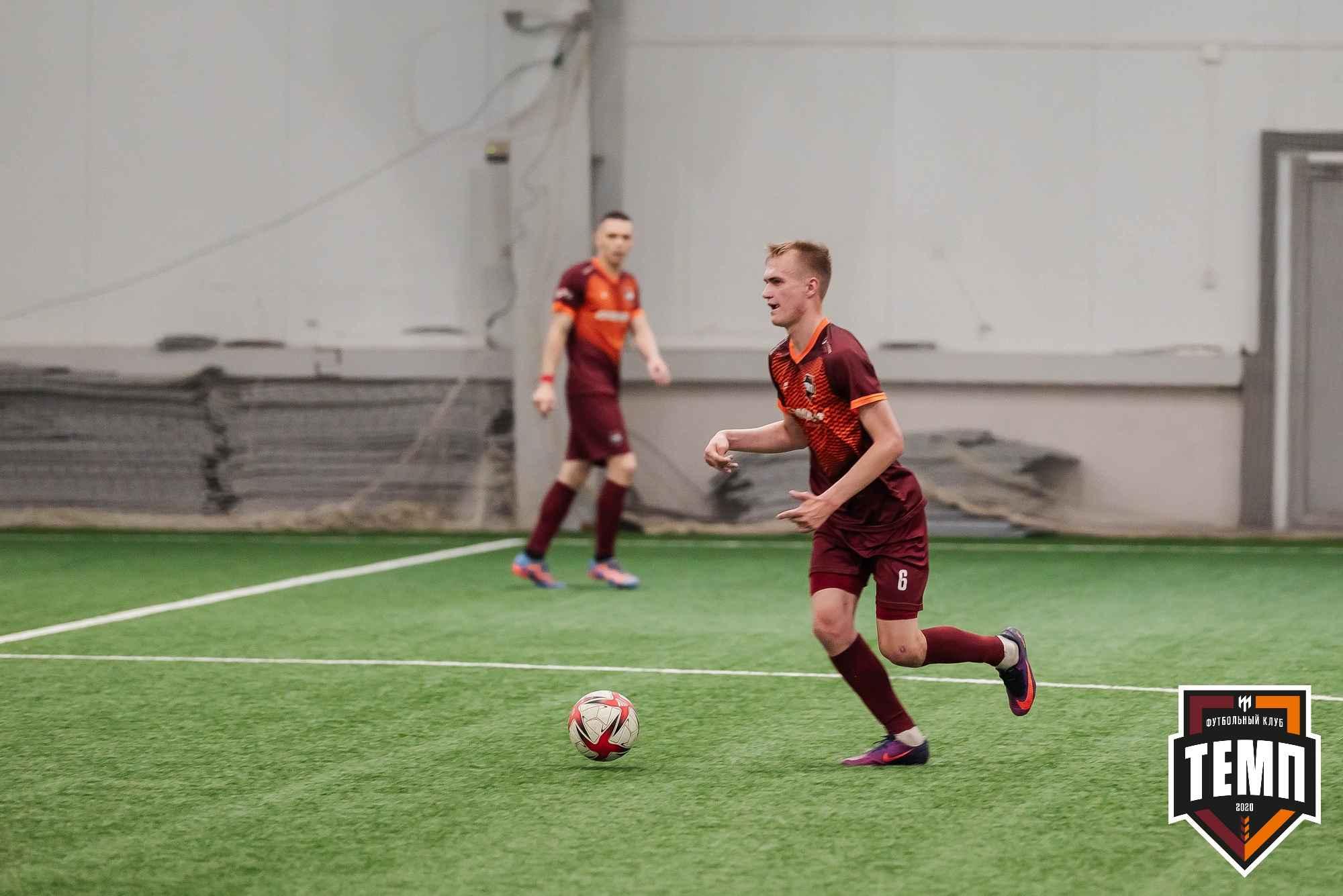 Выбираем лучший гол июня!