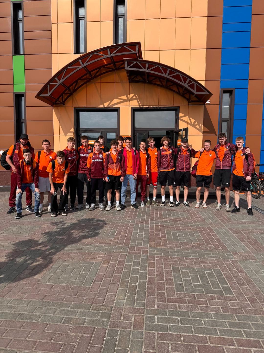 Четверо футболистов нашей команды сегодня сыграют за молодёжку!