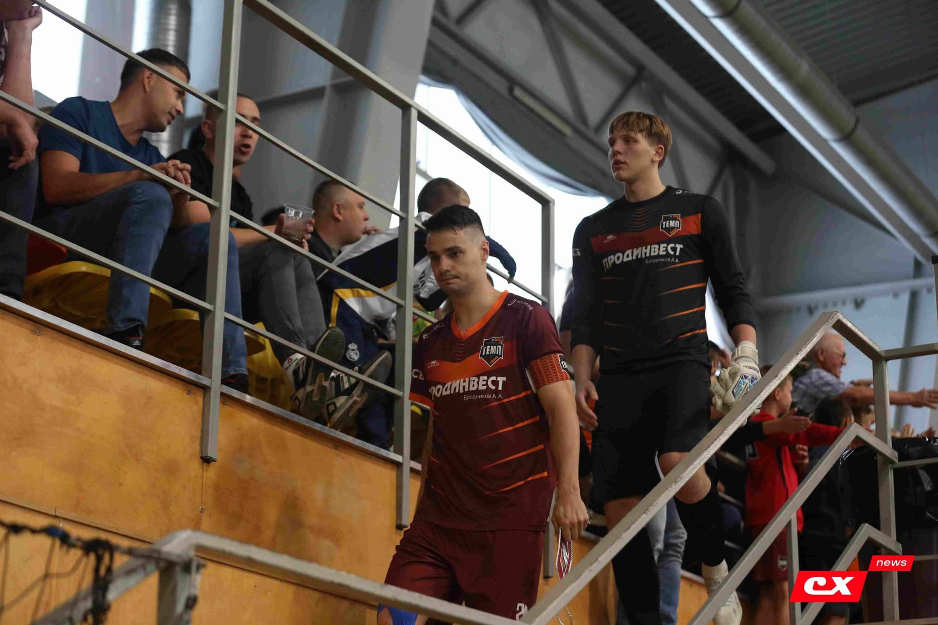 «Темп» 6:0 «Енисей-М». Третья лига. 15.08.2025. Владимир Мартынов («CX News») — кадр 96