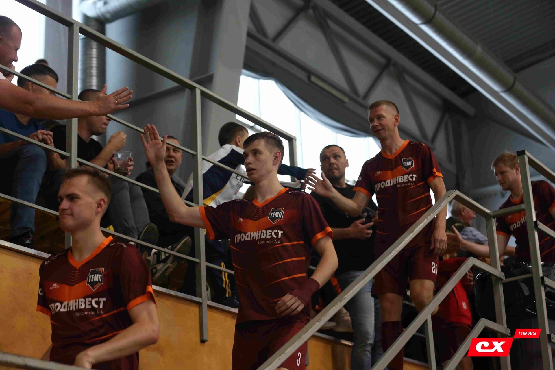 «Темп» 6:0 «Енисей-М». Третья лига. 15.08.2025. Владимир Мартынов («CX News») — кадр 98