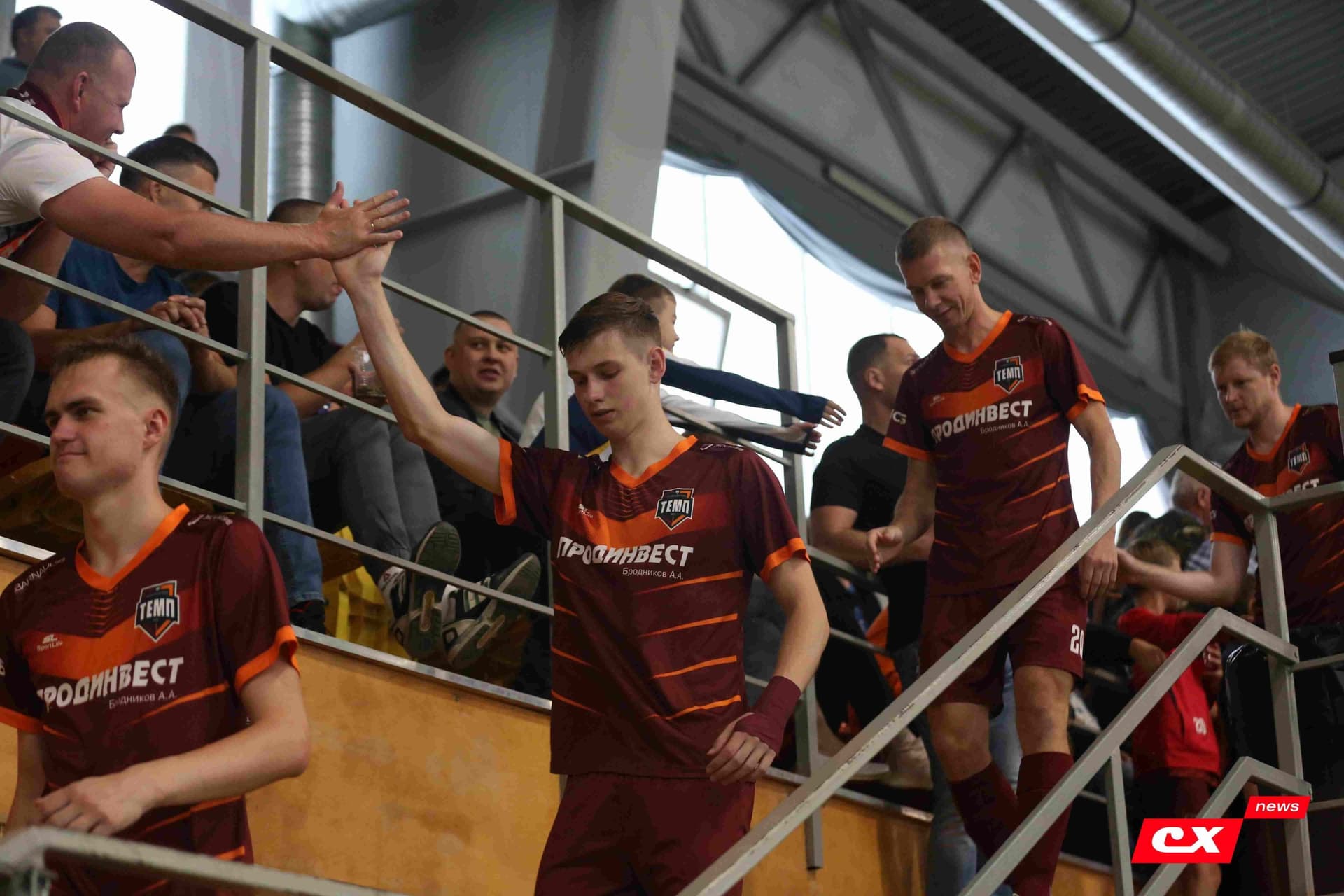 «Темп» 6:0 «Енисей-М». Третья лига. 15.08.2025. Владимир Мартынов («CX News») — кадр 99