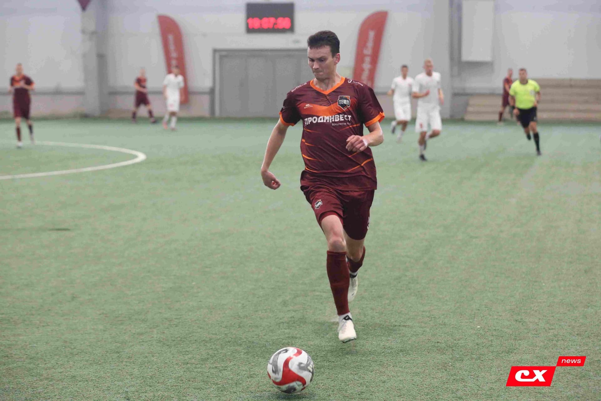 «Темп» 6:0 «Енисей-М». Третья лига. 15.08.2025. Владимир Мартынов («CX News») — кадр 152
